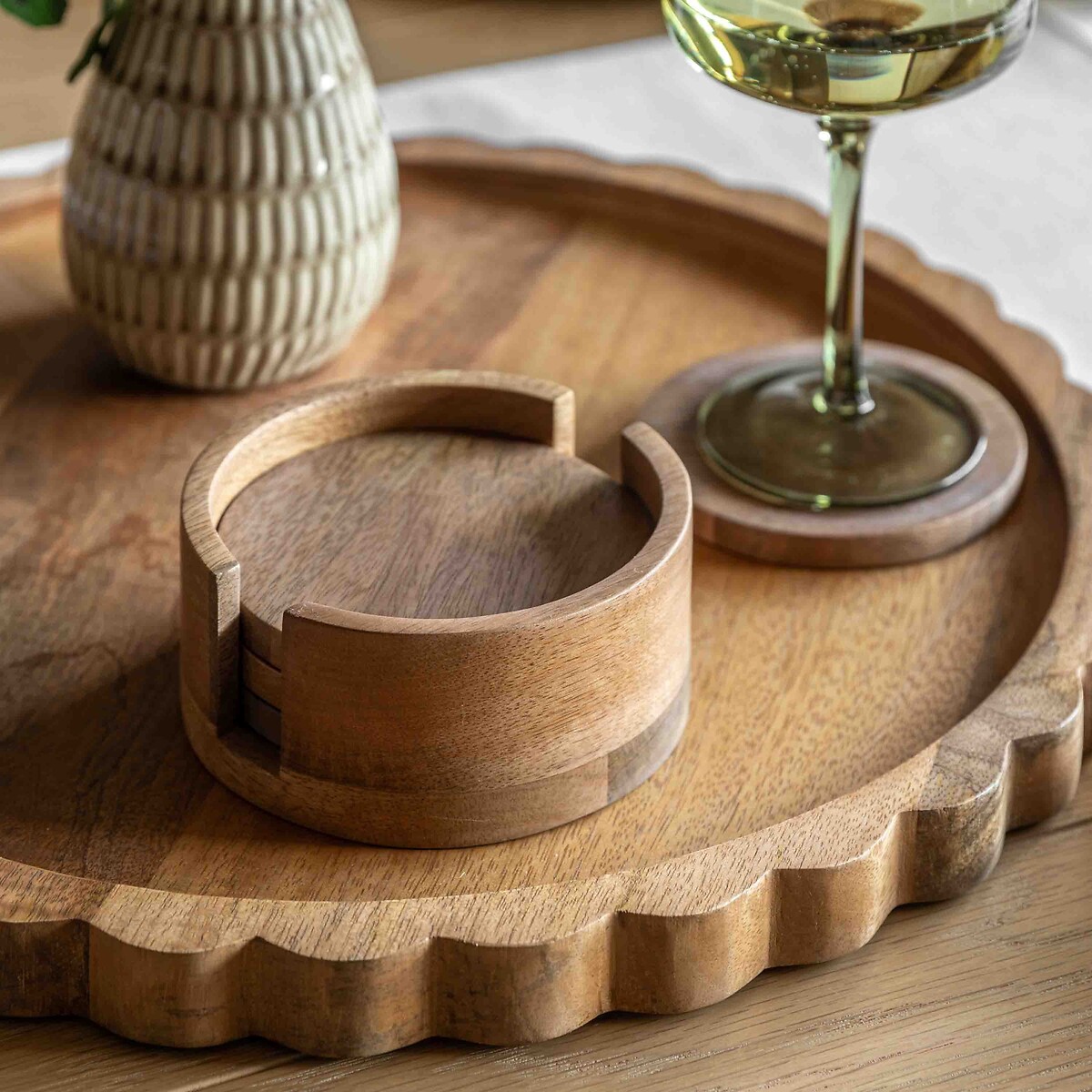 Set of 4 Mango Wood Coasters, ÉDITÉ