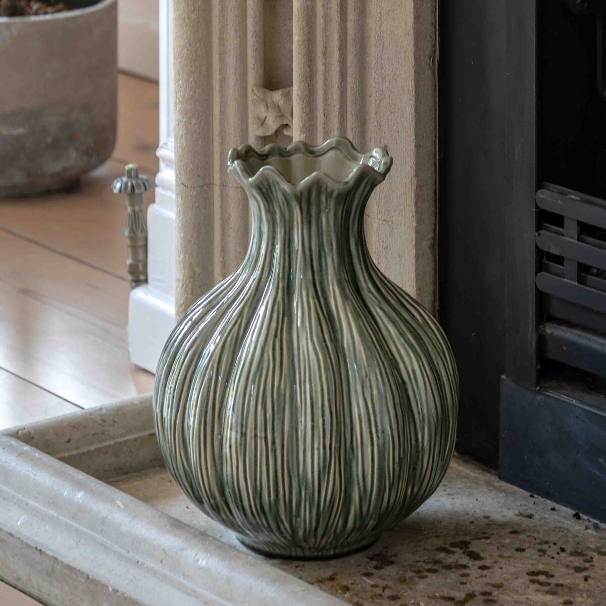 Africo Organic Glazed Ceramic Vase in Fennel Green, ÉDITÉ