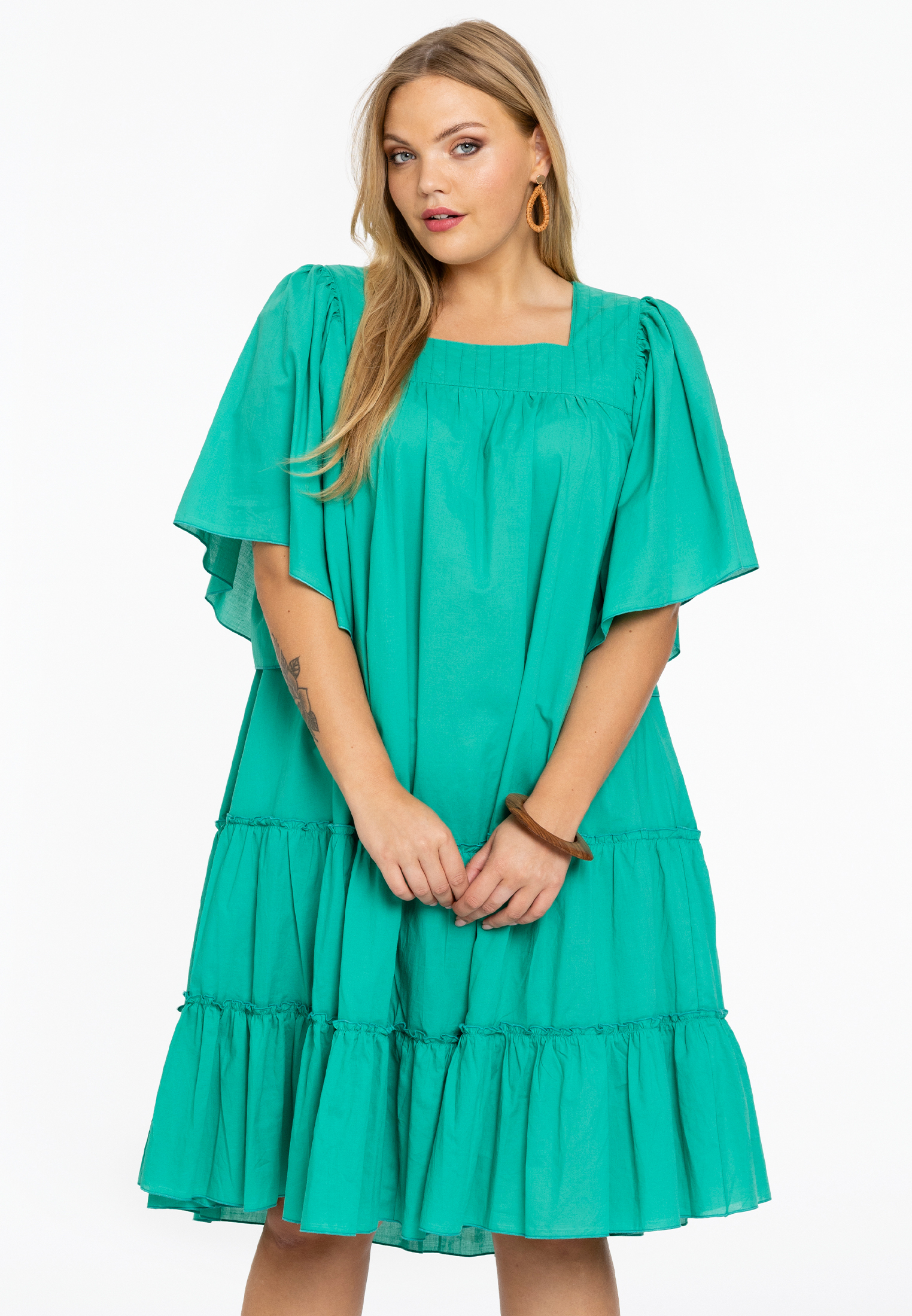 Robe volanté /à volants, YOEK