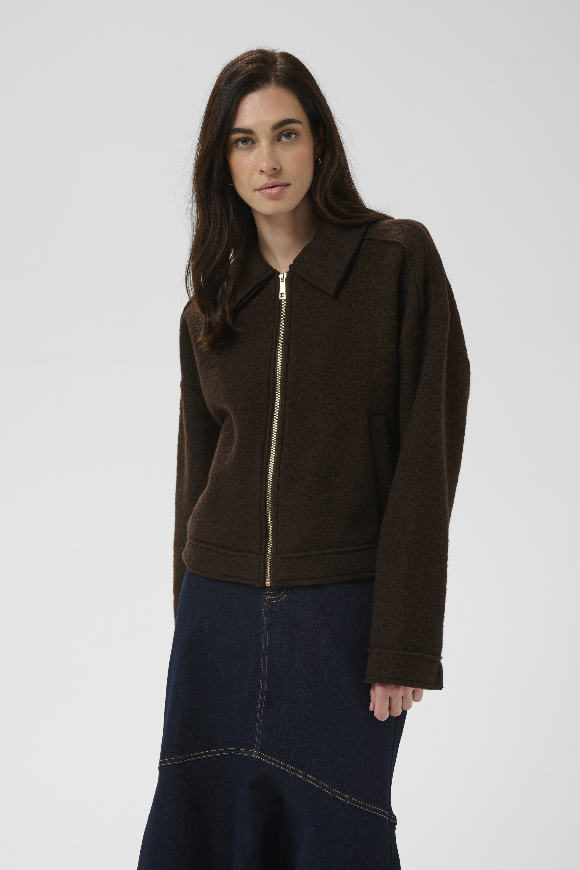 Manteau, CULTURE