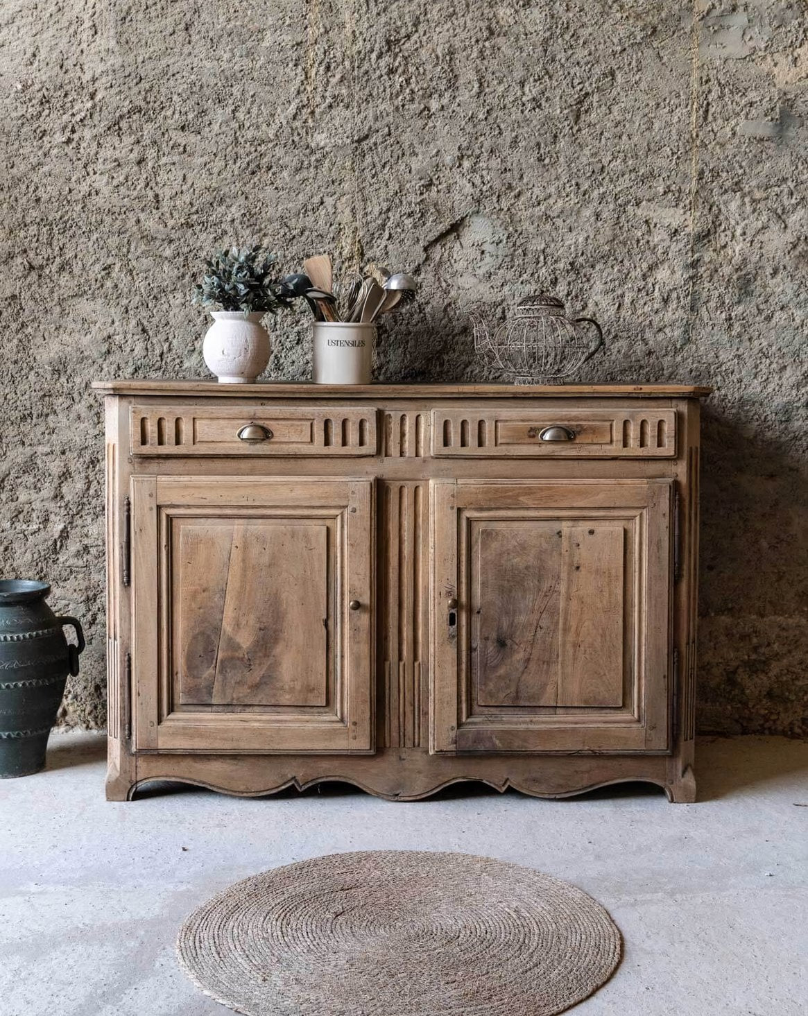 Buffet ancien en chêne massif Gilbert N°1872 - Bon état, DEBONGOUT