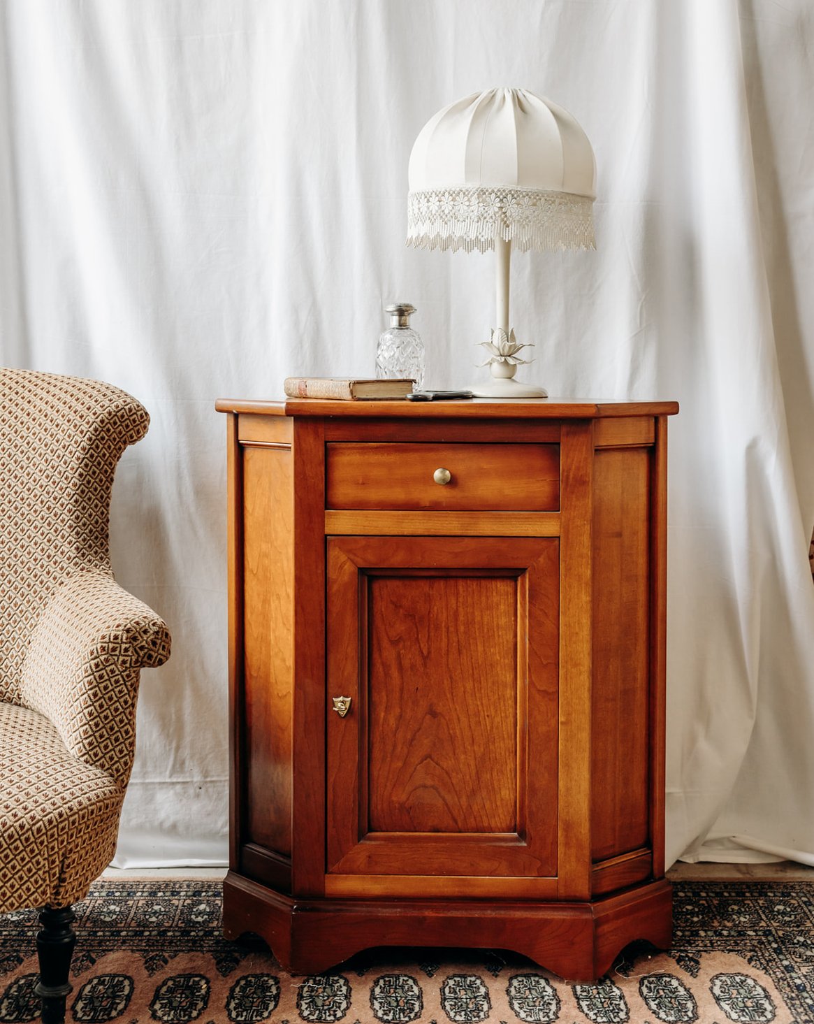 Buffet d'angle en bois Gilbert N°423 - Bon état, DEBONGOUT