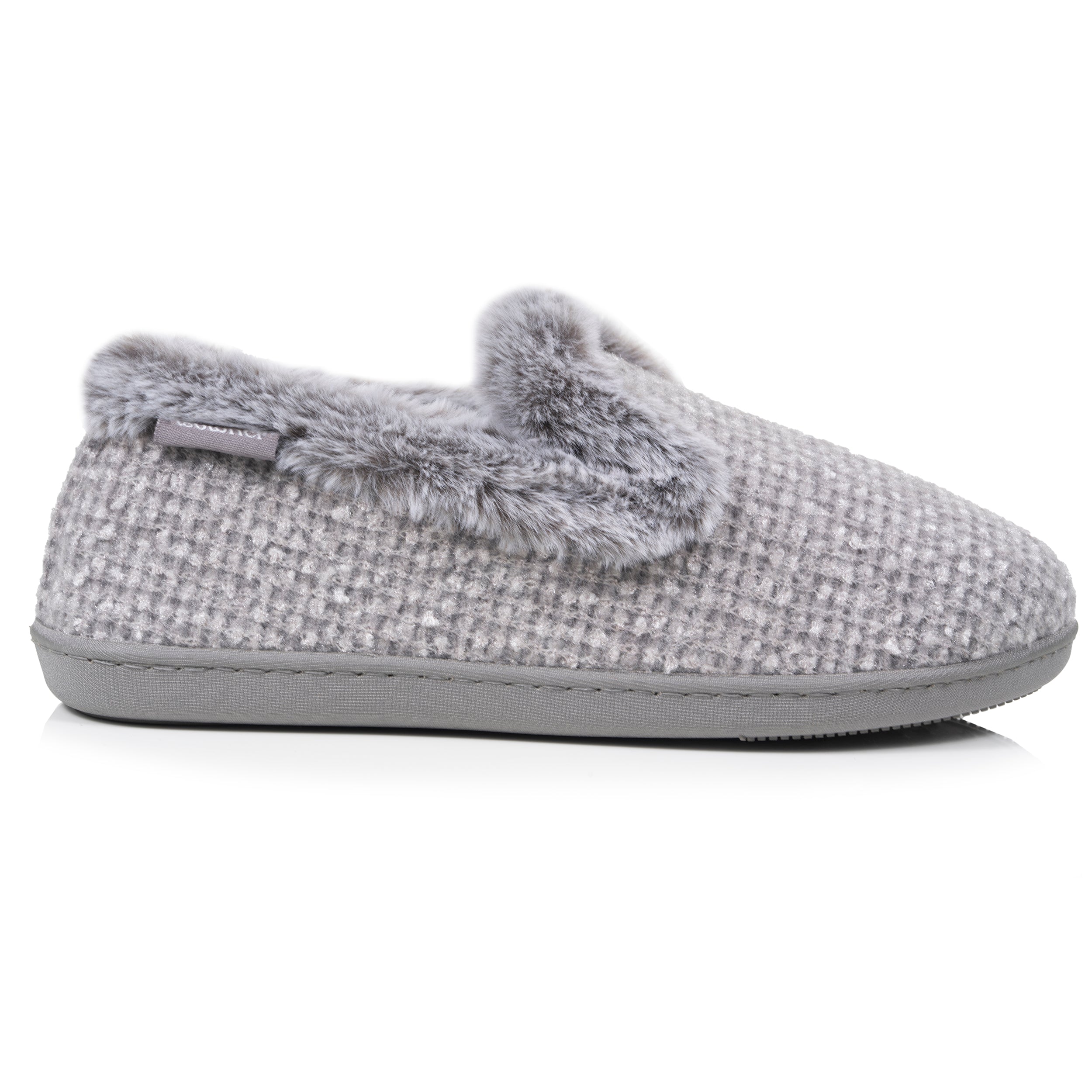 Chaussons Charentaises, ISOTONER