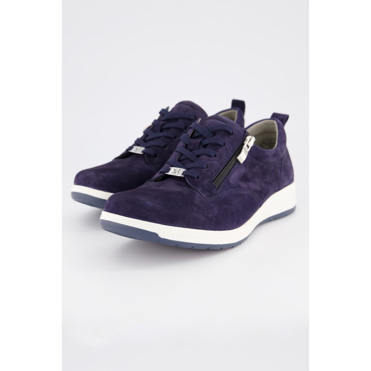 Largeur h outlet chaussures