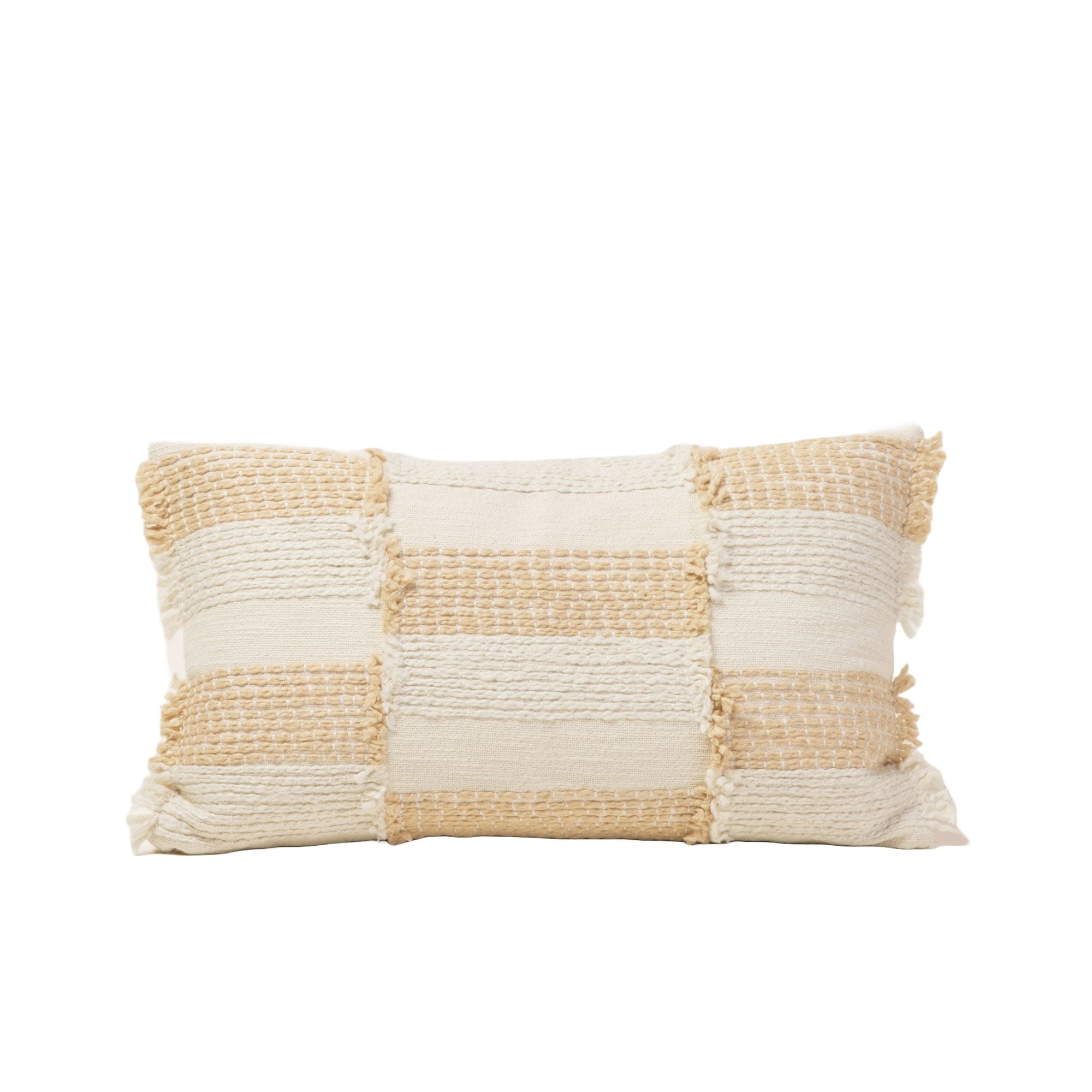 housse de coussin en Coton brodé à la finition frangée SILAS, MADURA