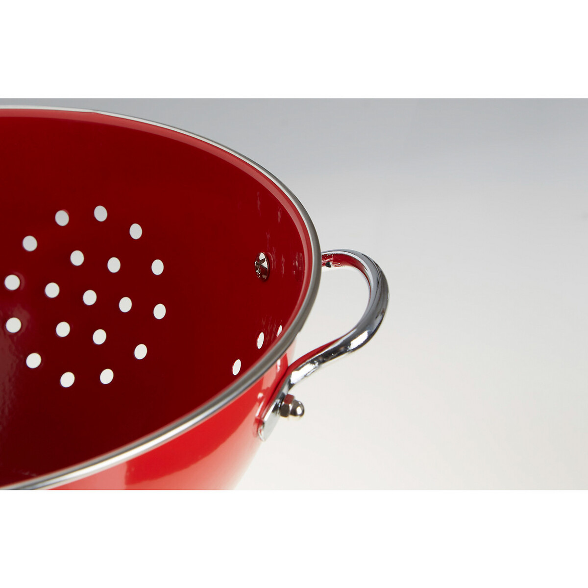 Red colander deals