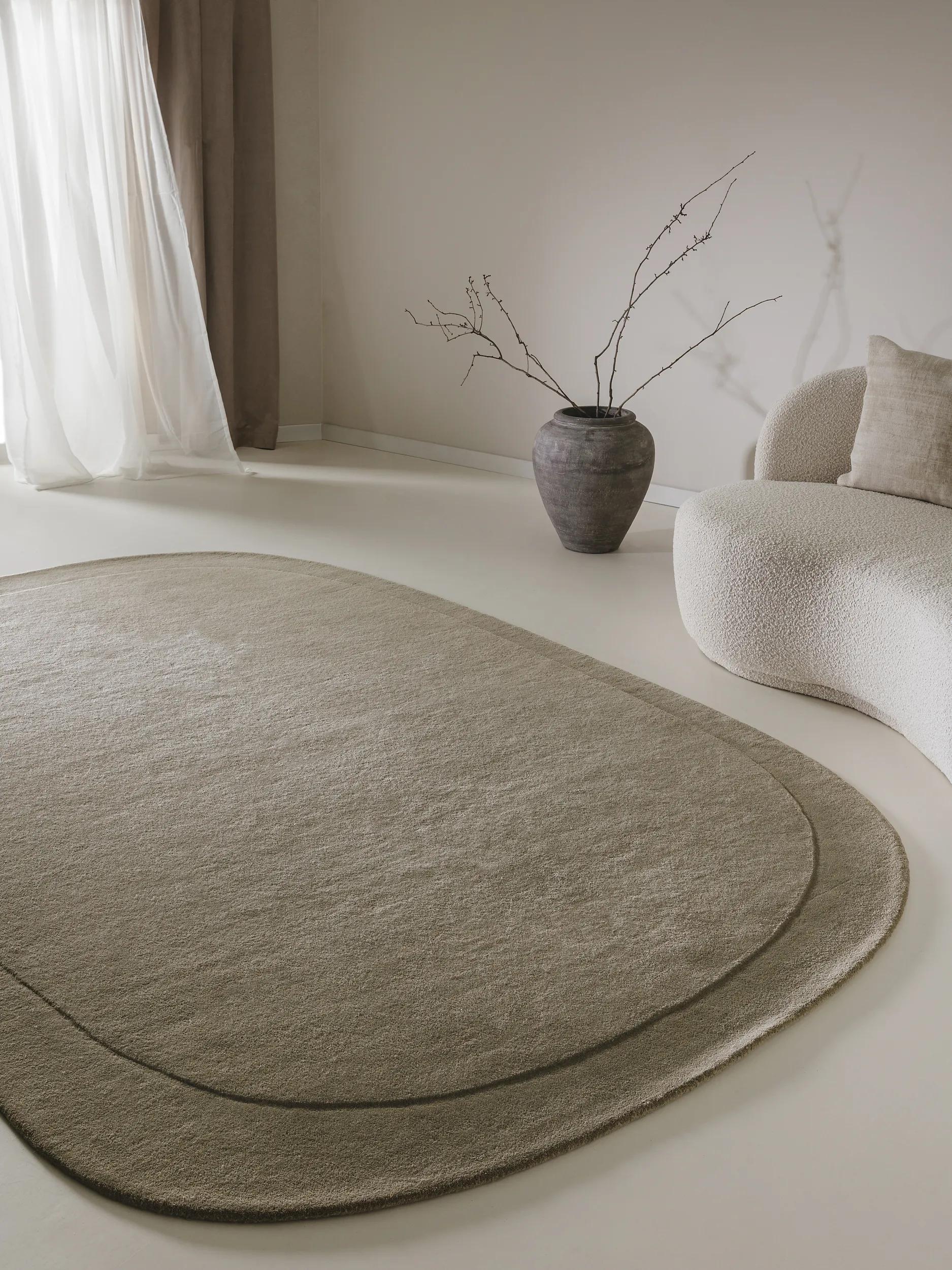 Tapis de laine tufté main SHAPE, BENUTA