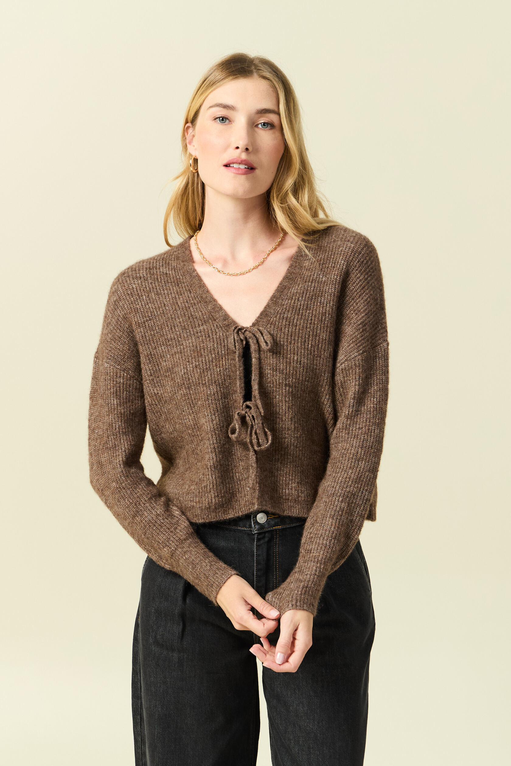 Gilet col V manches longues nœuds, BONOBO