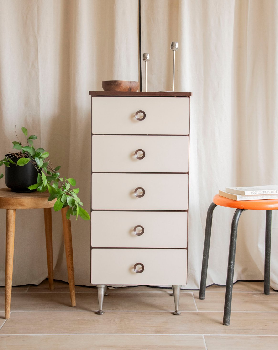Commode aux poignées seventies Olga N°699 - Bon état, DEBONGOUT