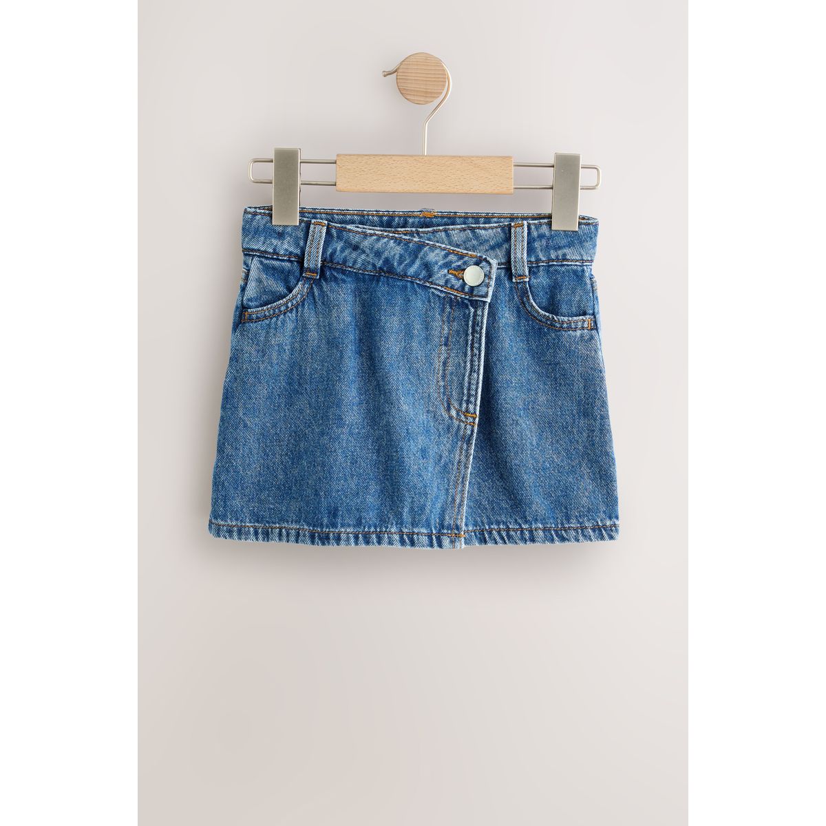 Skort, NEXT