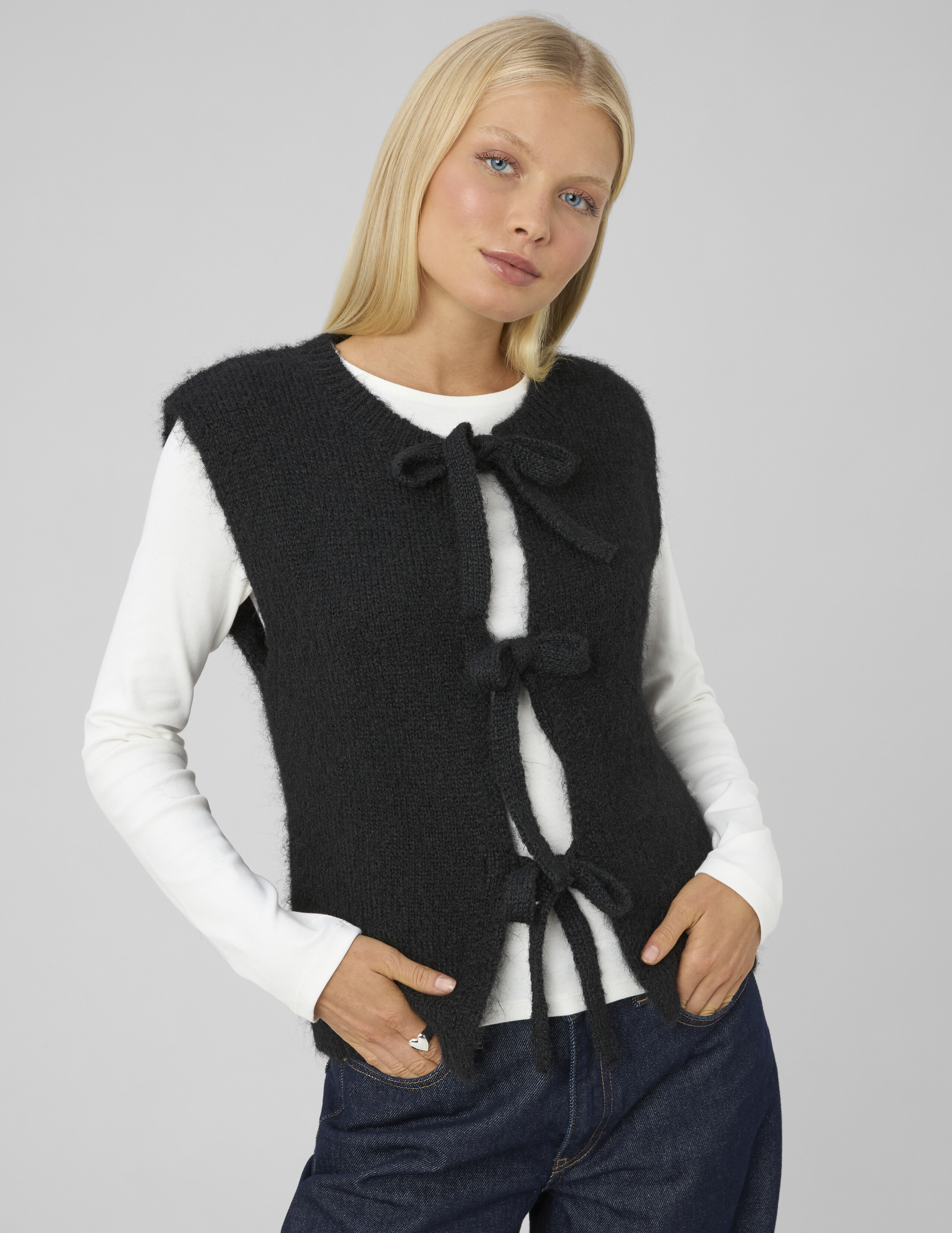 Gilet sans manches à nouer, BZB
