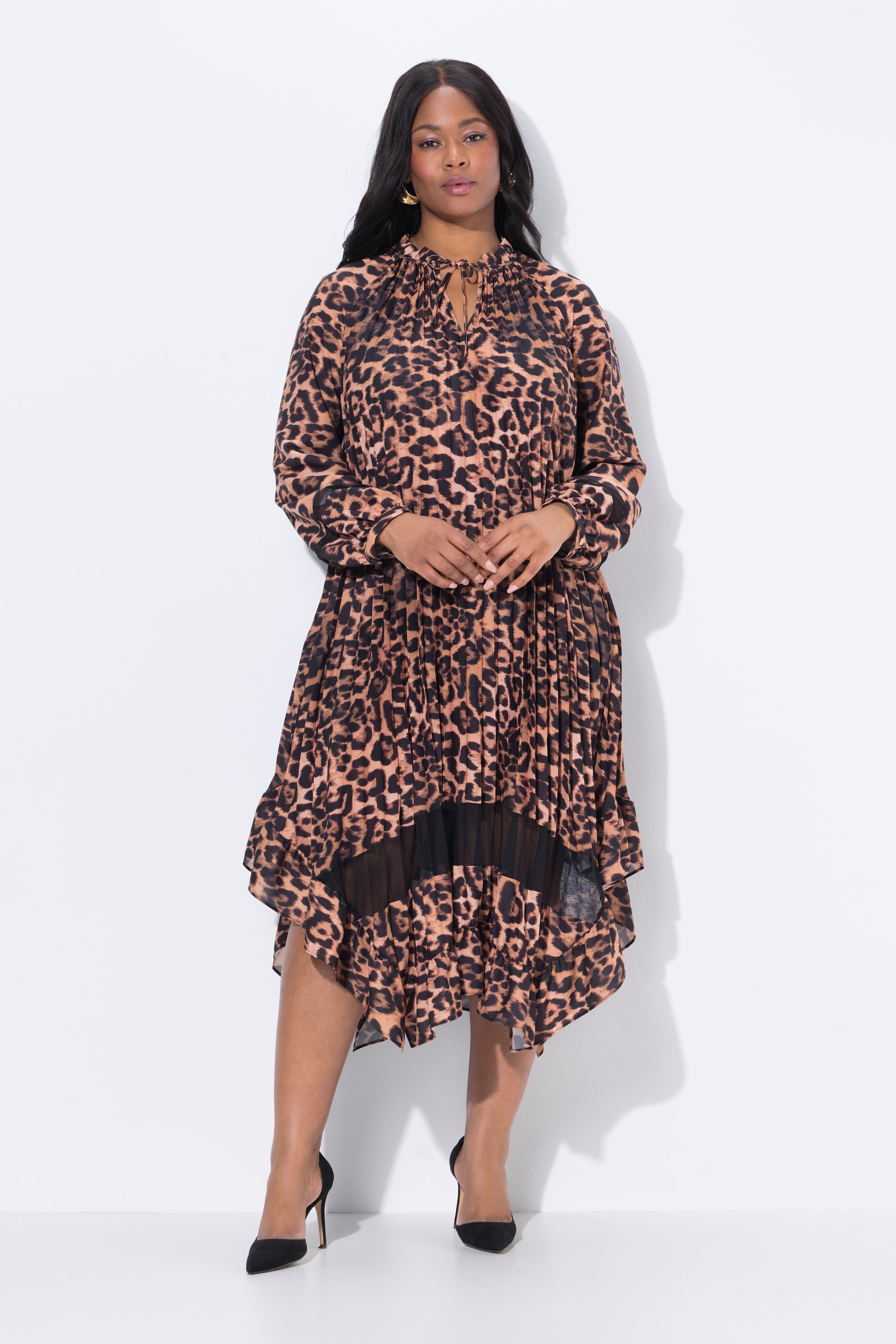 Robe plissée col tunisien et manches longues, ULLA POPKEN