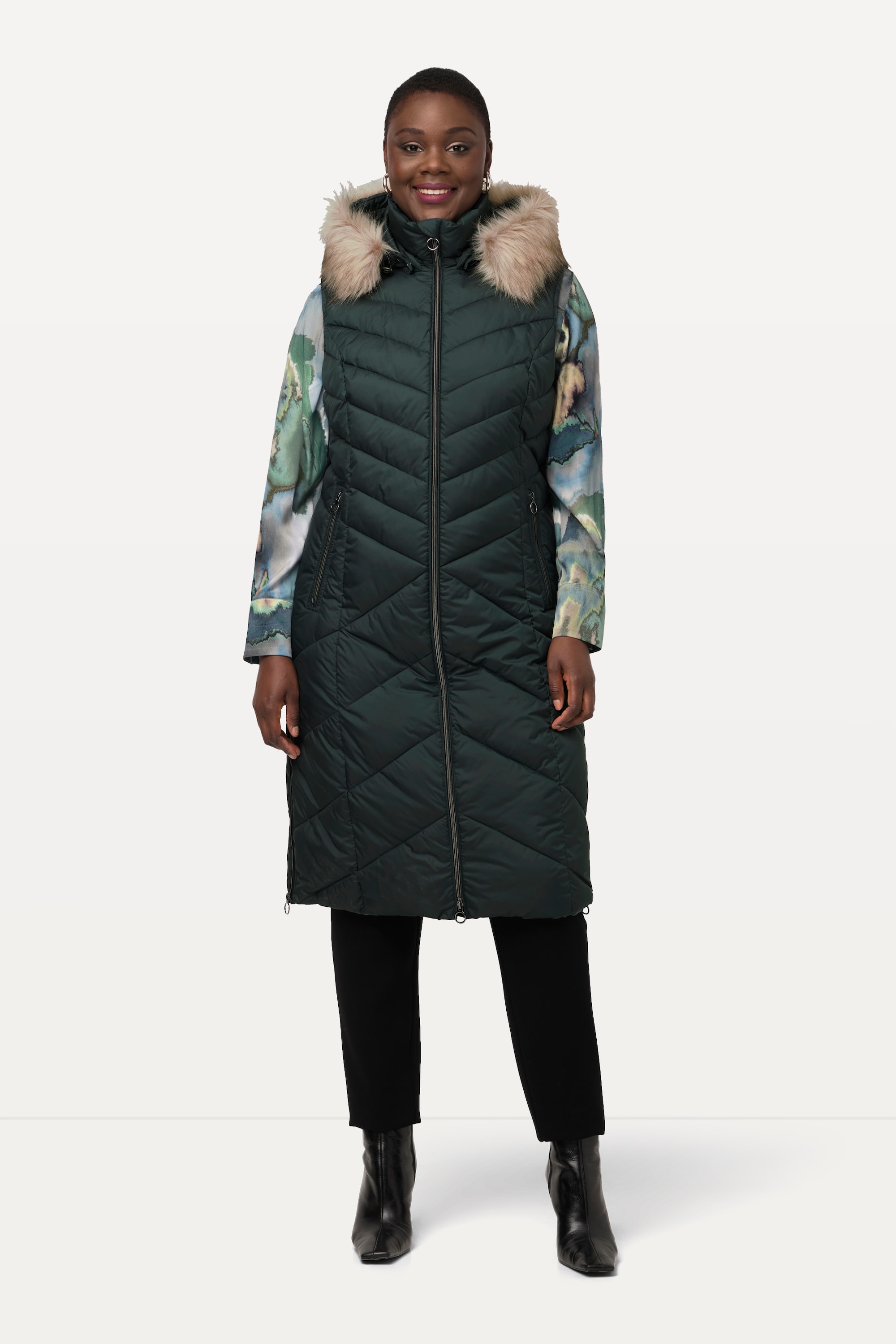 Longue veste matelassée à capuche, ULLA POPKEN