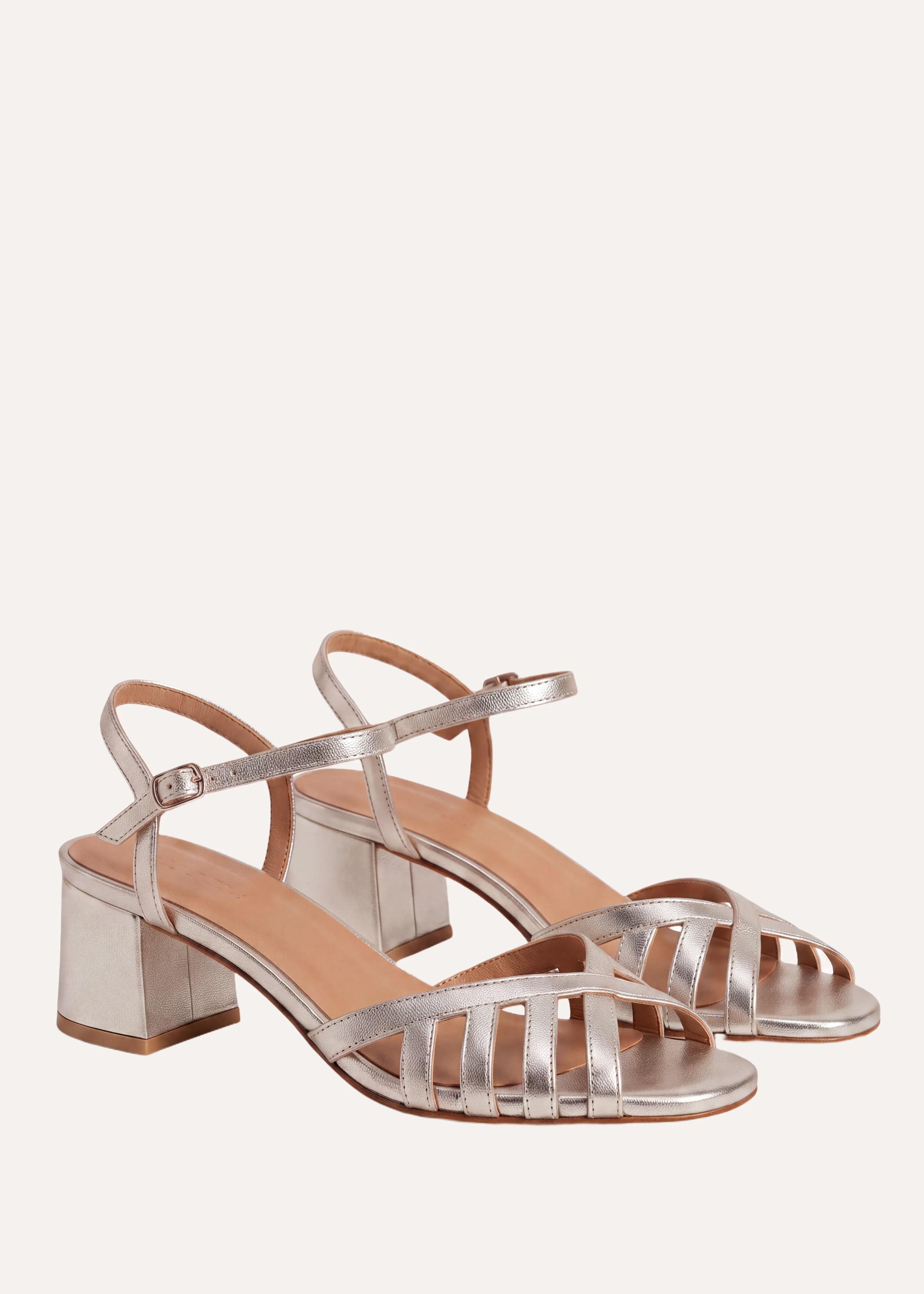 Sandales à talons brides croisées, LA FEE MARABOUTEE