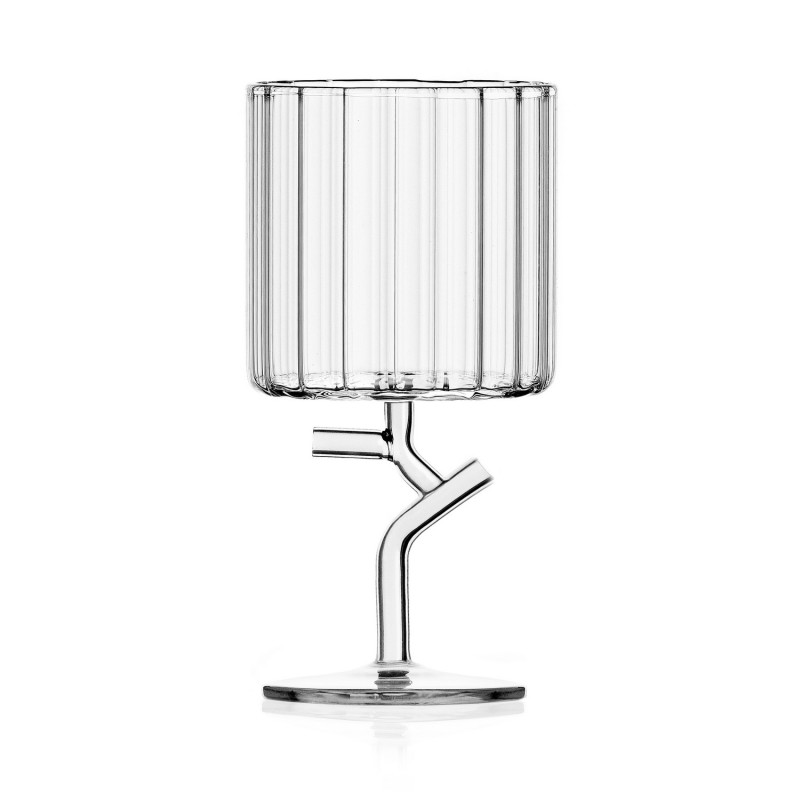Verre à pied vin design  AMARANTA, ICHENDORF