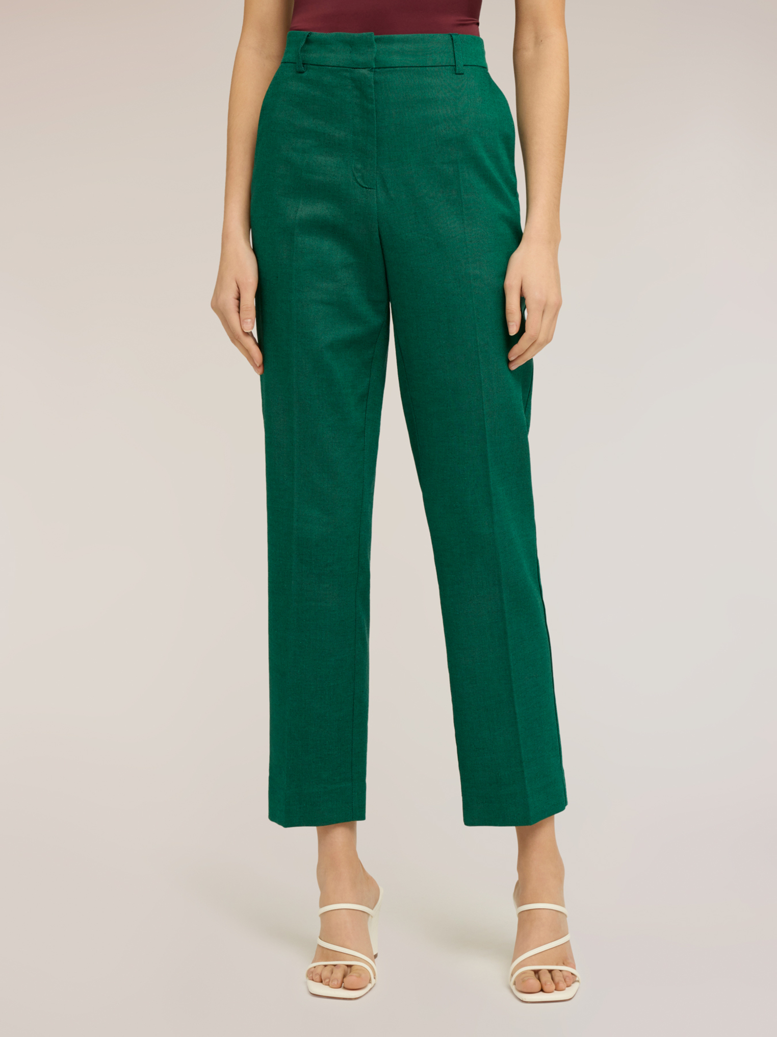 Pantalon chino, MOTIVI