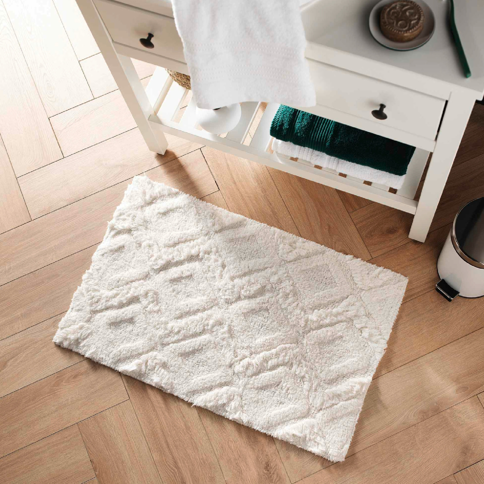 Tapis de Bain Ikatis Uni avec Reliefs, DOUCEUR D'INTÉRIEUR