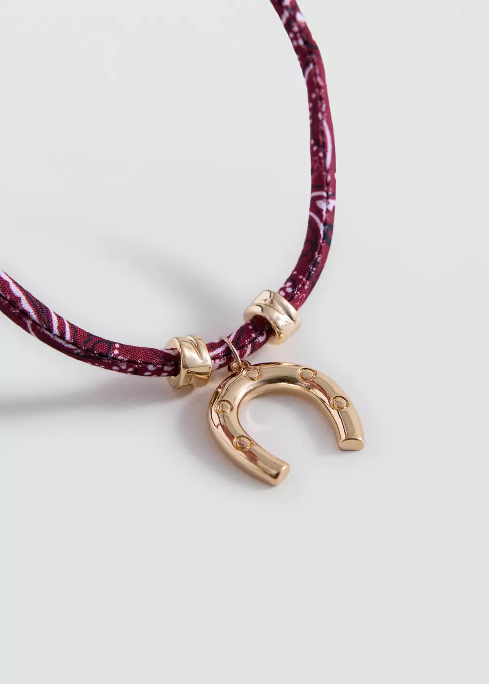 Collier combiné avec pendentif fer à cheval, MANGO TEEN