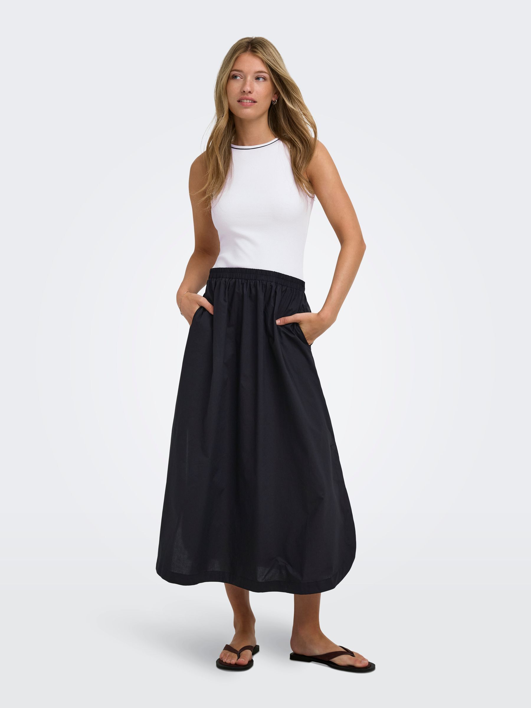 Robe, ONLY