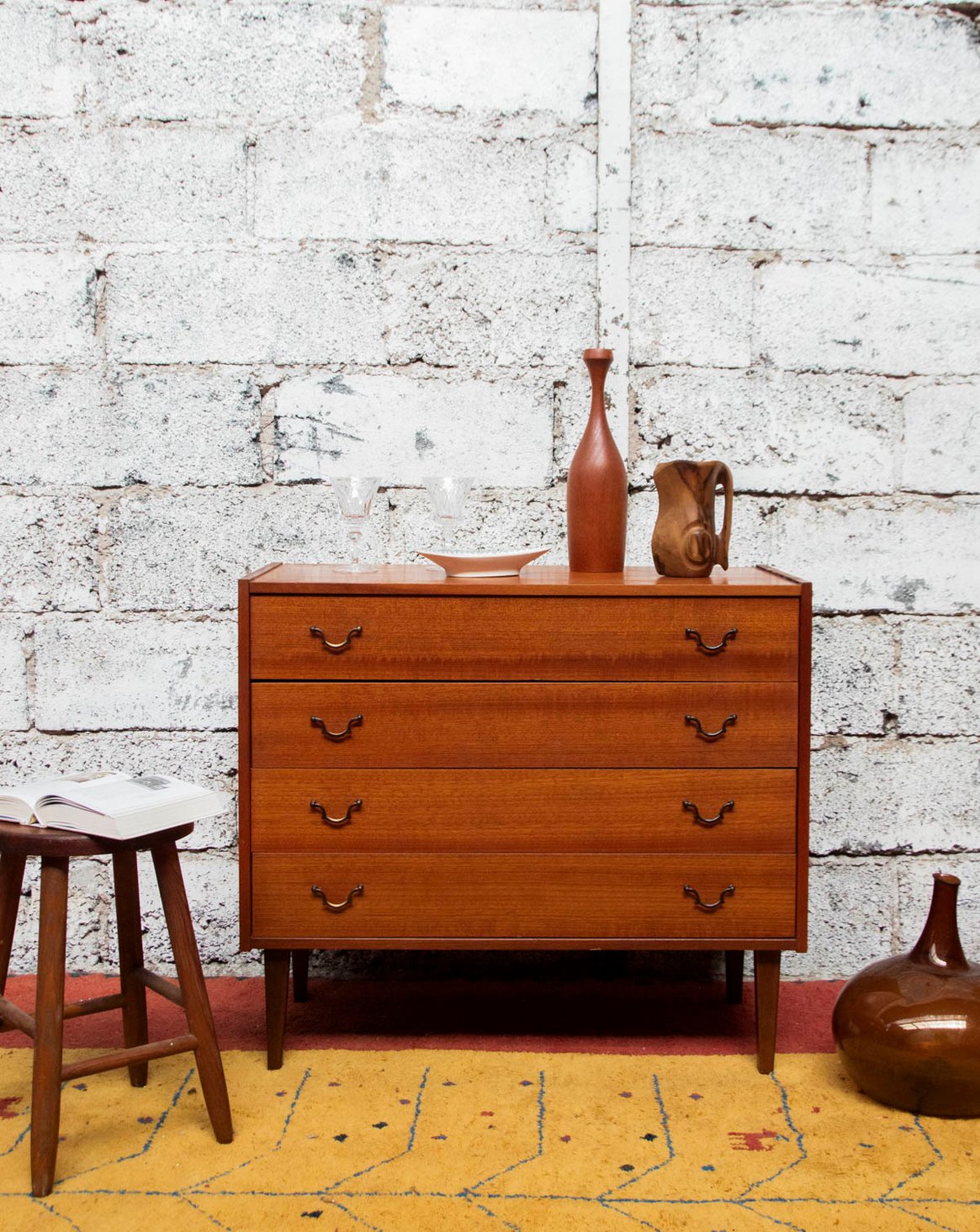Commode en bois orangé Olga N°409 - Bon état, DEBONGOUT