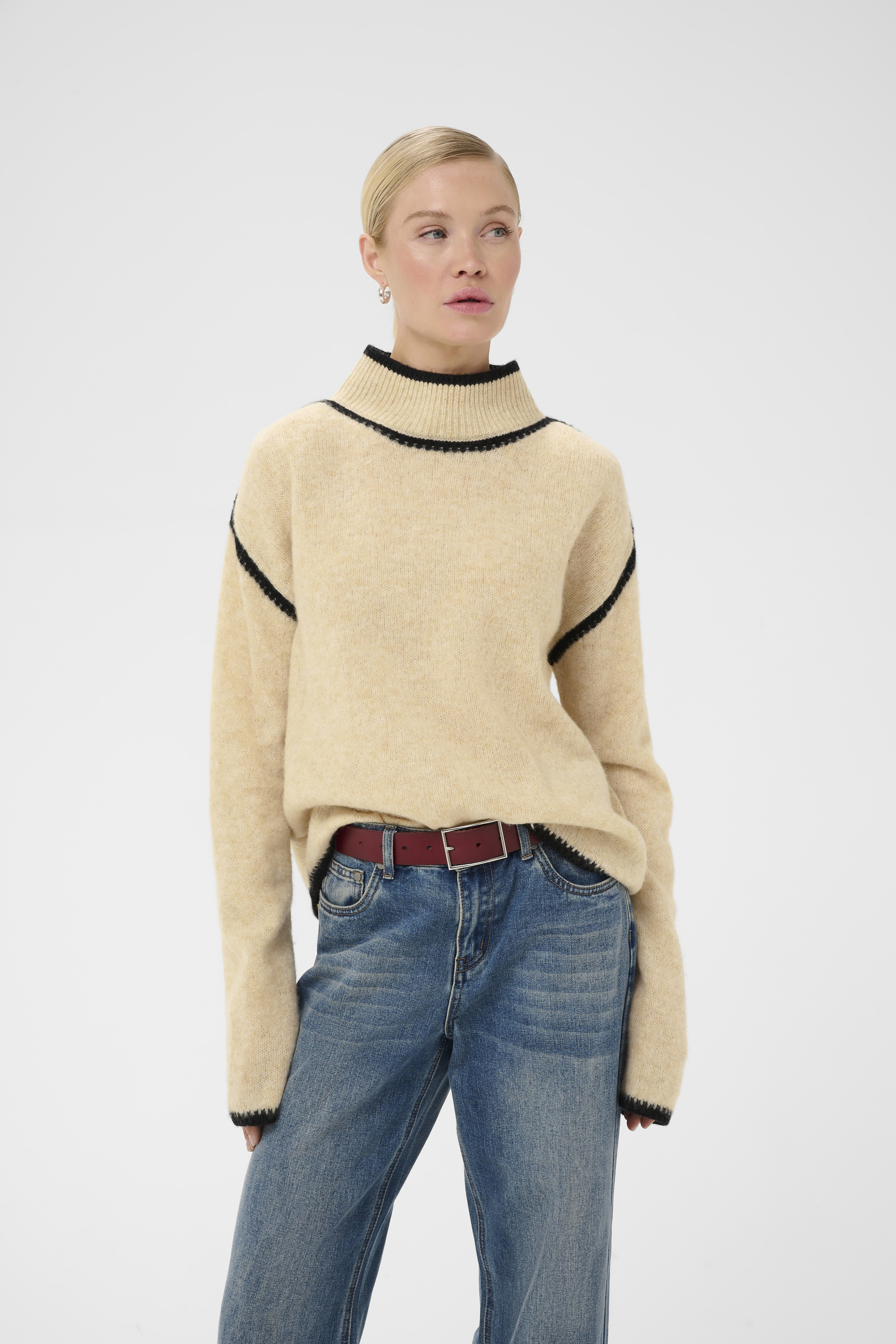 Pullover tricoté, CULTURE