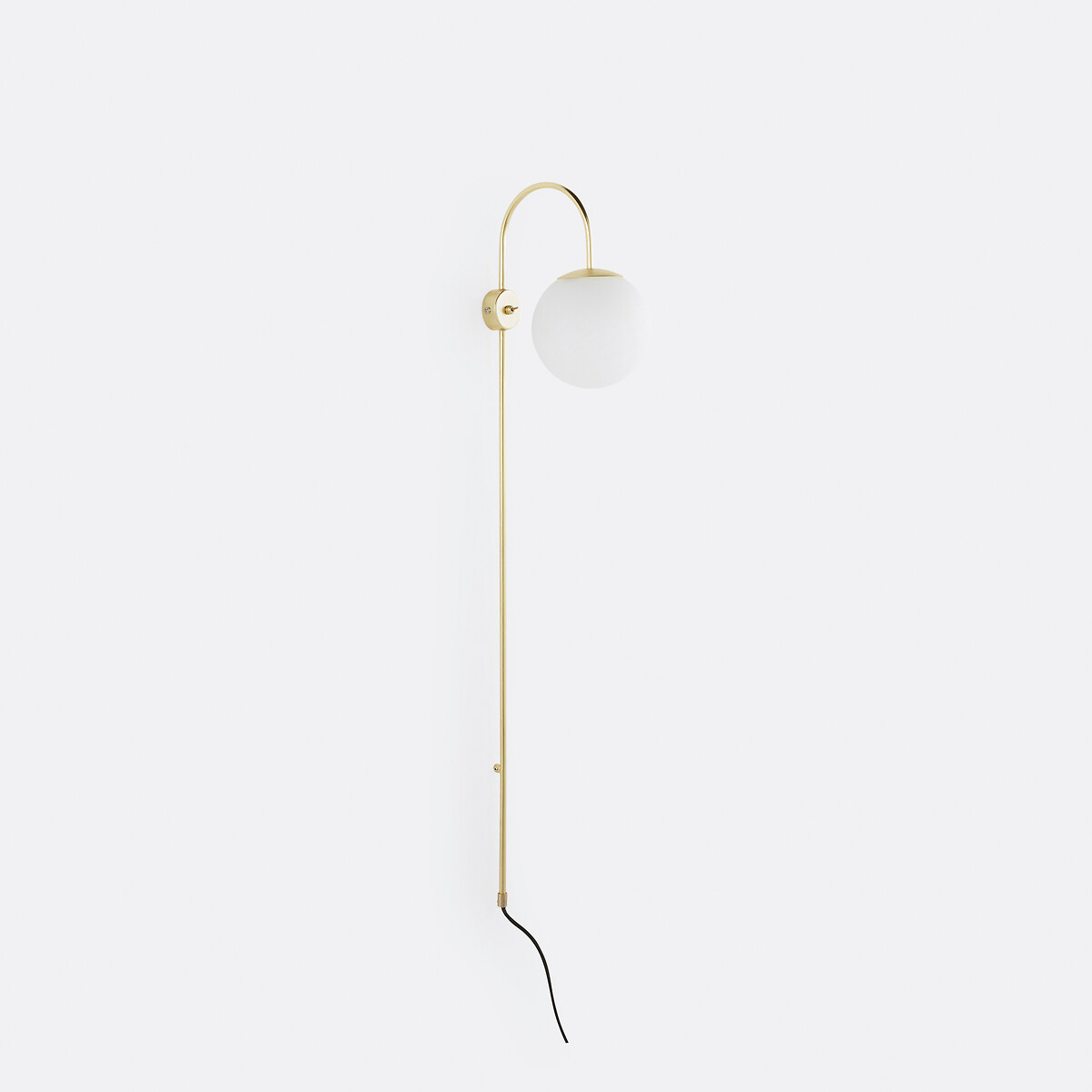 LA REDOUTE INTERIEURS Wandlamp in messing en opaline glas, Moricio