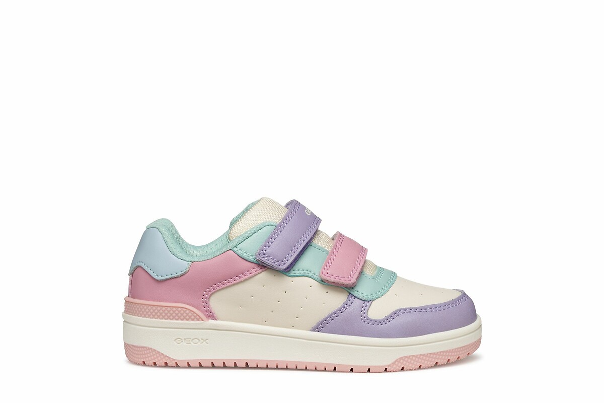 Kids Washiba Trainers with Touch 'n' Close Fastening, GEOX