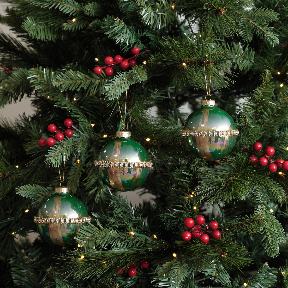 Set of 3 Oil-Slick baubles, SO'HOME