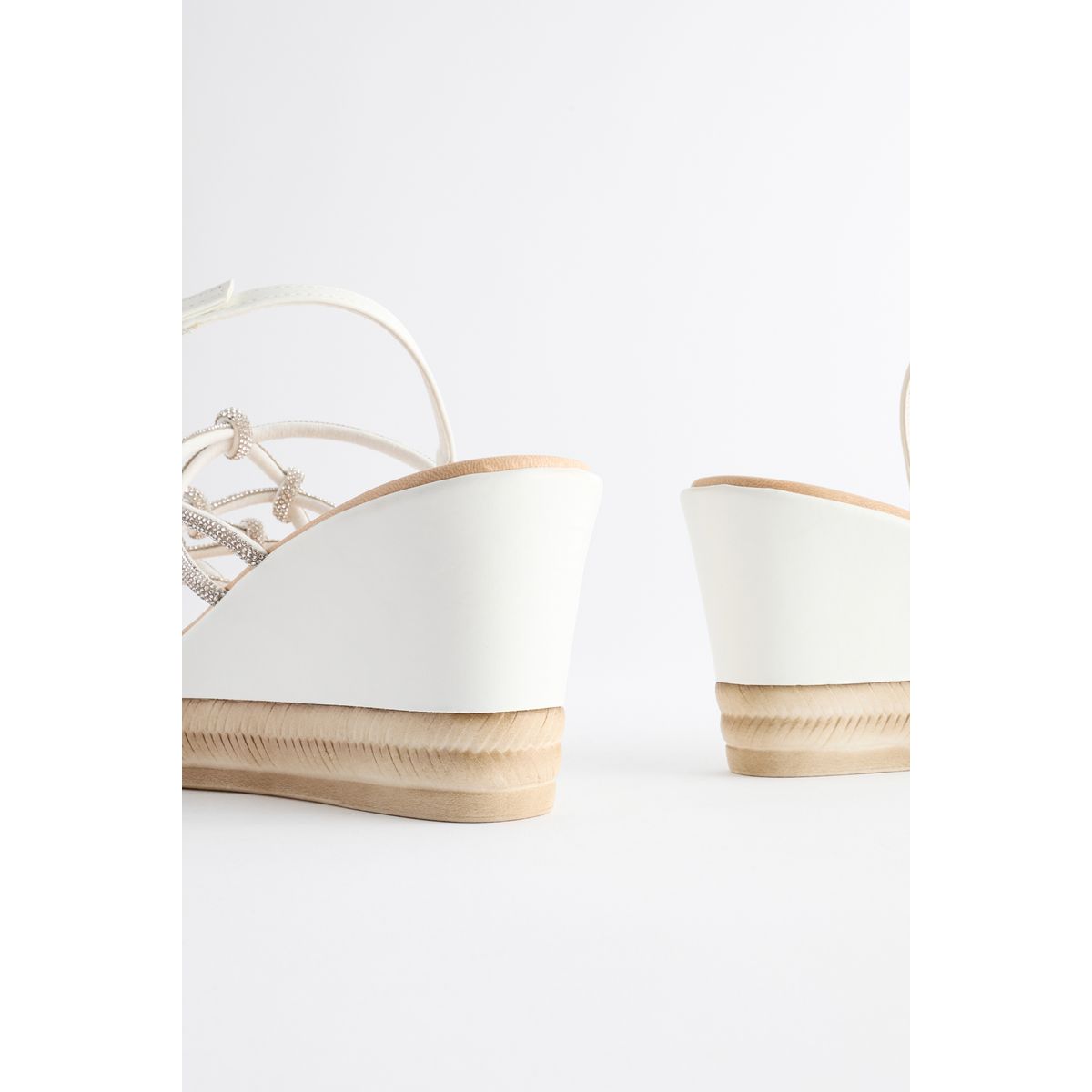 Sandales Femme à Talon Moyen, Bout Ouvert & Détail Bijou - Taille 6 US, Rouge