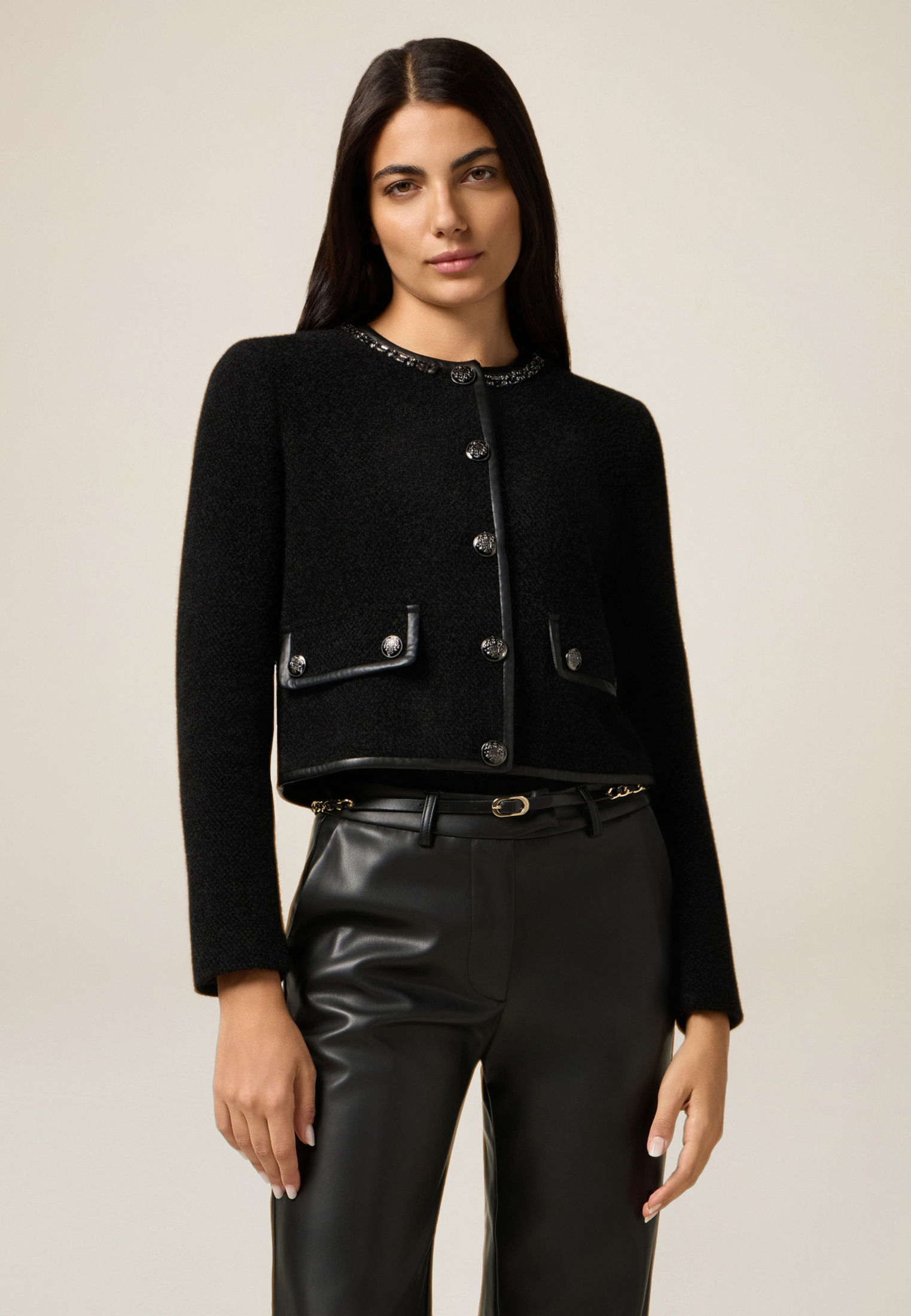 Veste courte avec pierres, OLTRE
