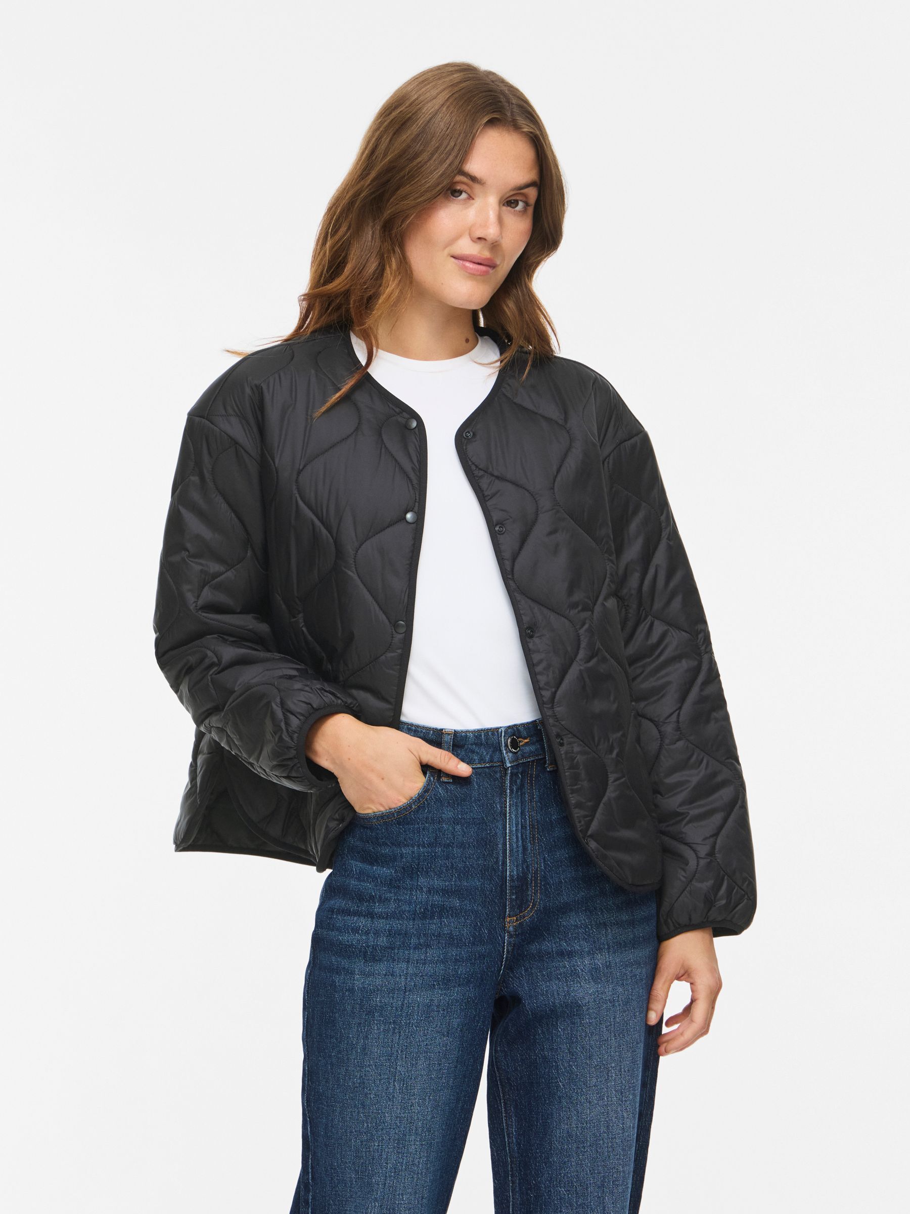 Veste, VILA