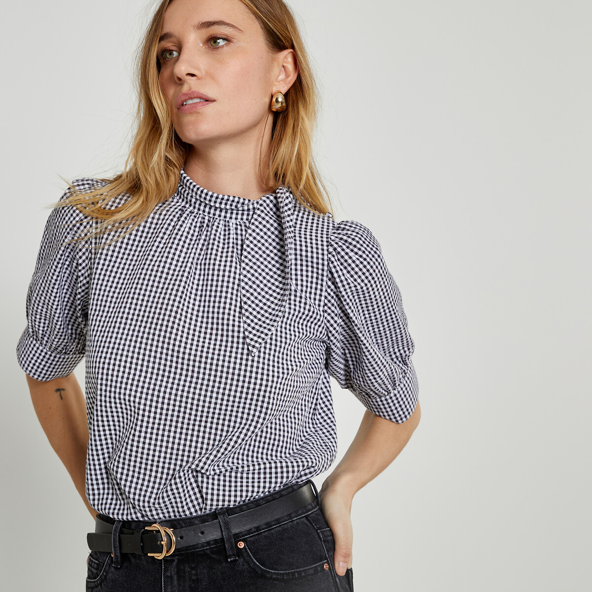 Gingham Pussy Bow Blouse with Puff Sleeves in Cotton