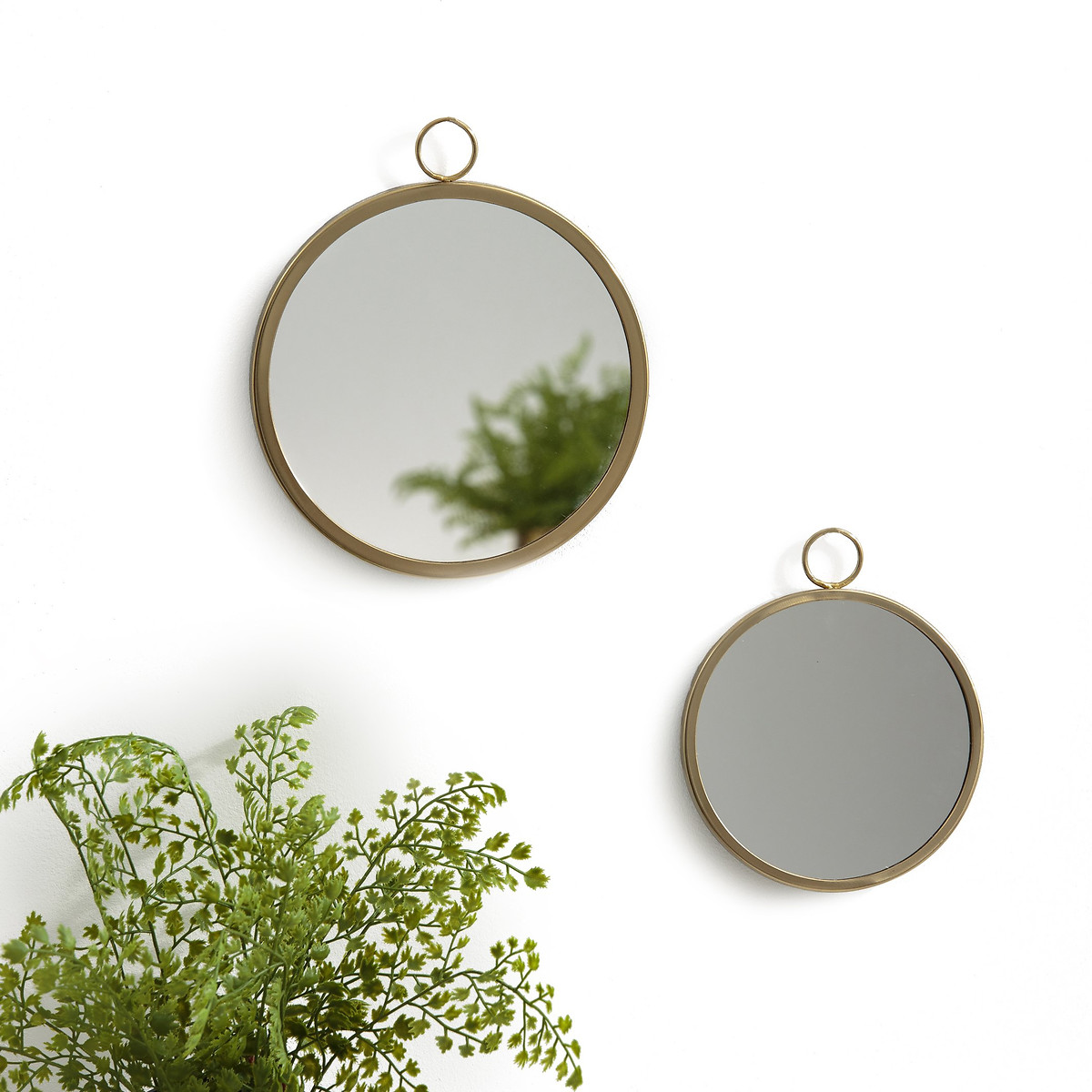 Set of 2 Uyova Round Hanging Mirrors
