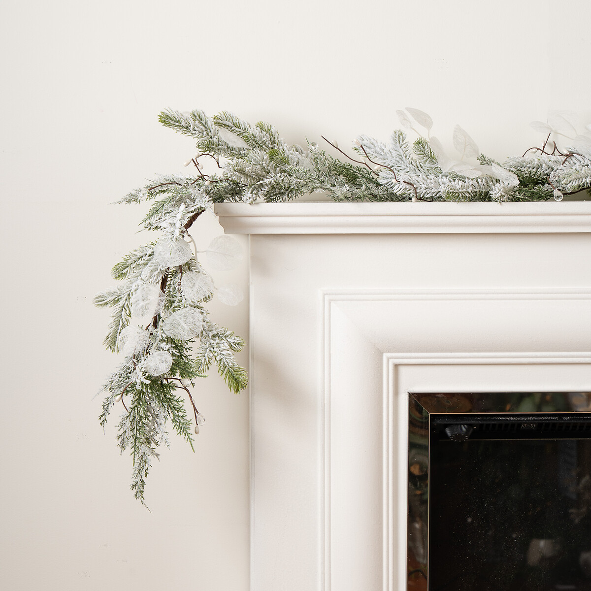 150cm Snowy Sparkle Eucalyptus Garland, SO'HOME