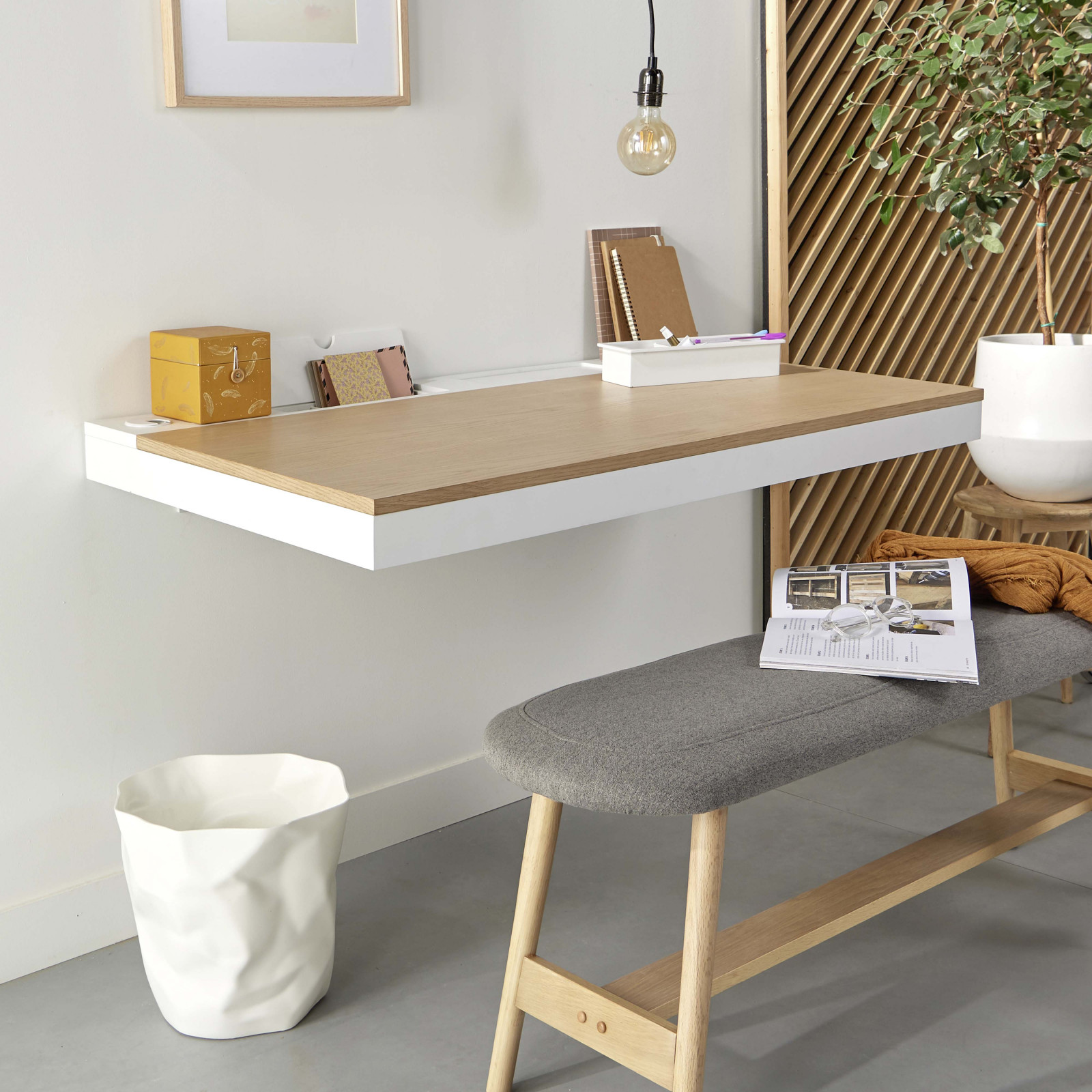 Bureau mural suspendu scandinave chêne HANG, MOB IN