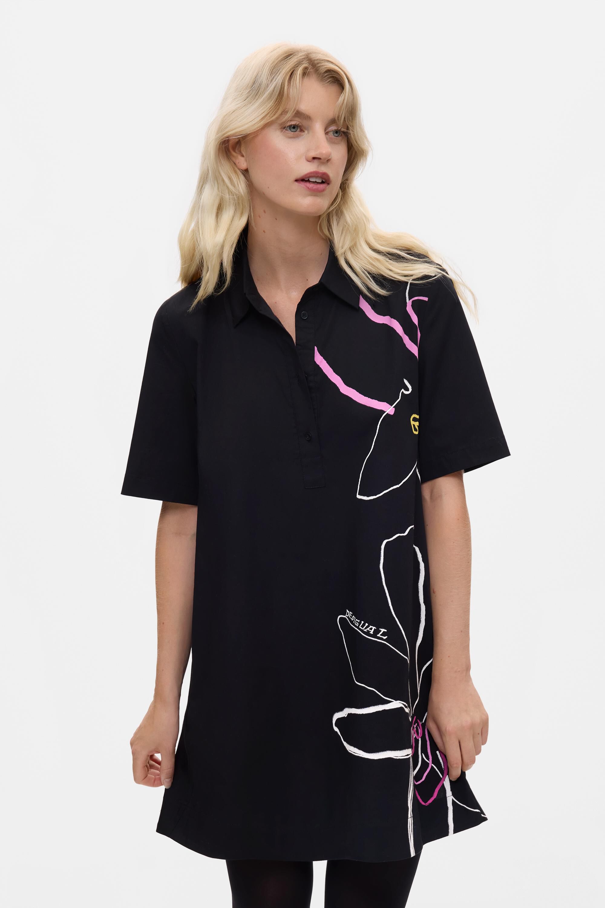 Robe courte à fleurs, DESIGUAL