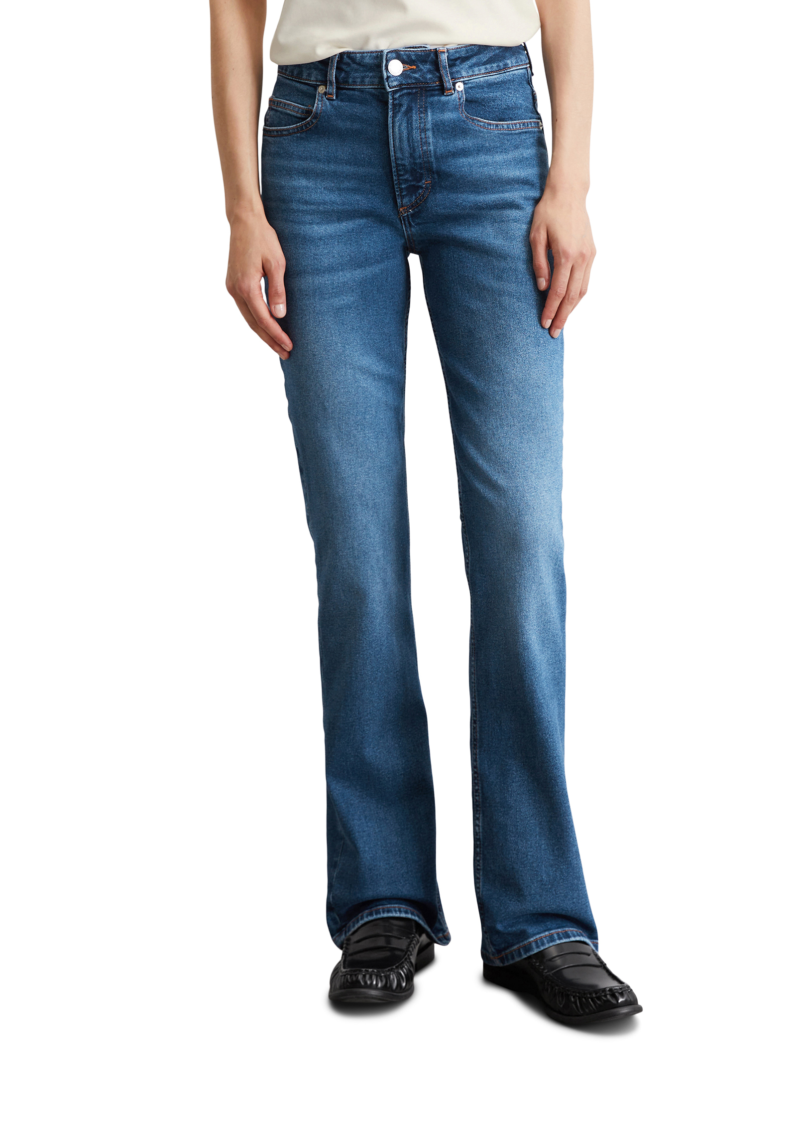 Jeans modèle Kiruna flared en coton organique mélangé stretch, MARC O'POLO