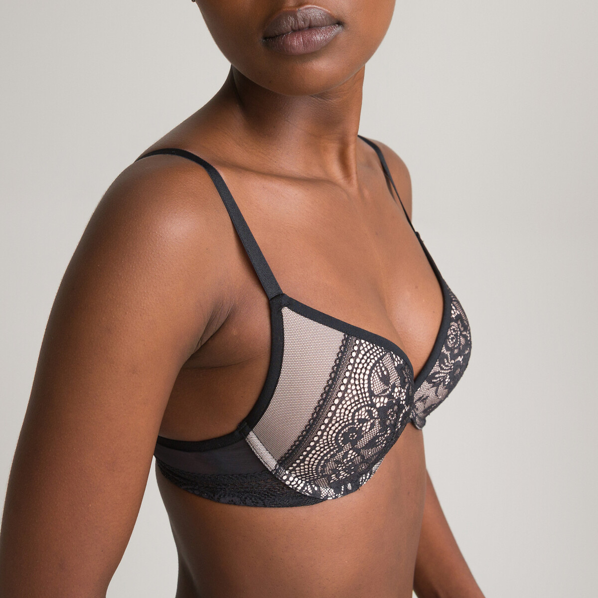 La Redoute Collections Womens Push-Up Bra Black Size US 30B
