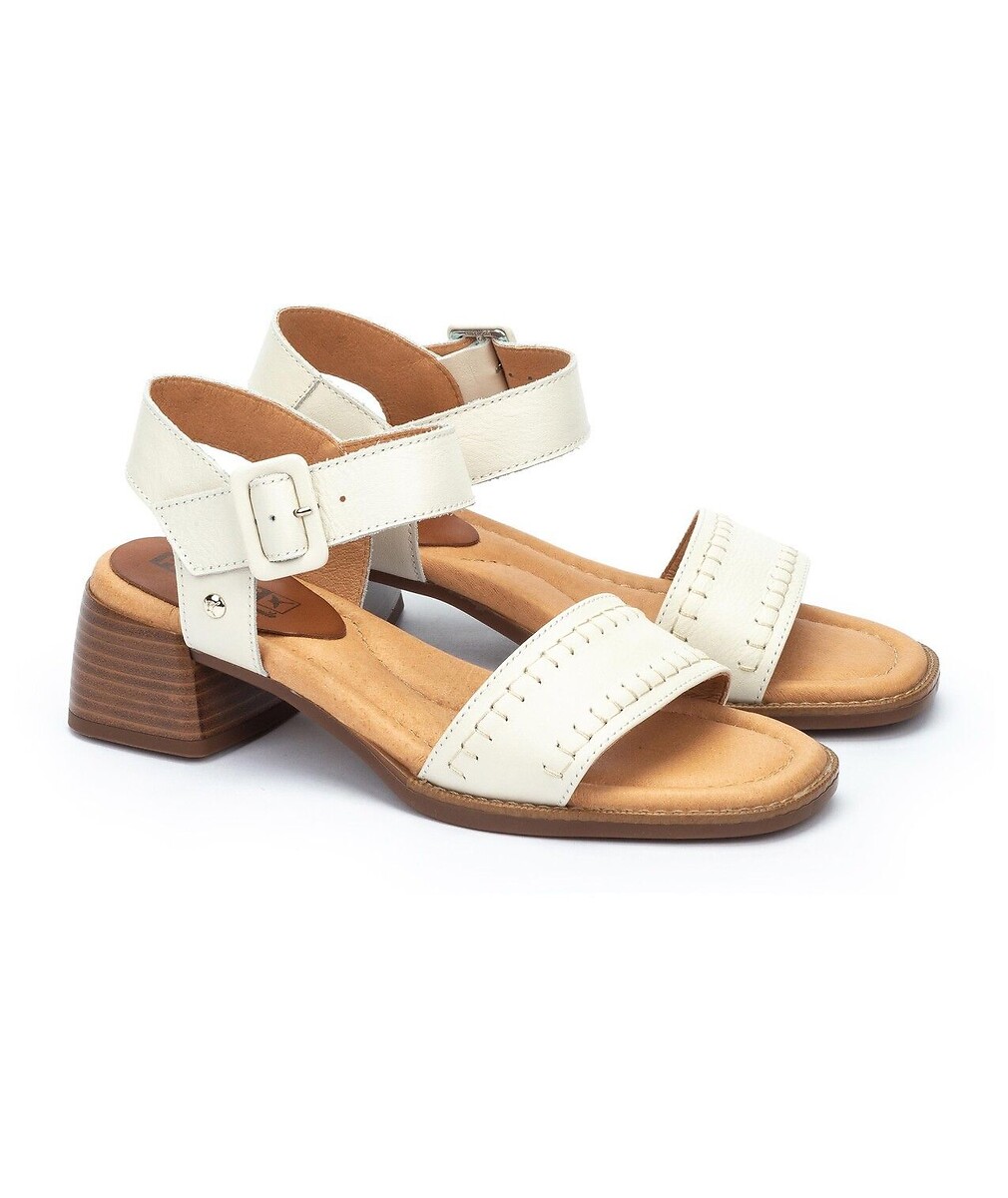 Oliva leren sandalen met hak, gemaakt in Europa