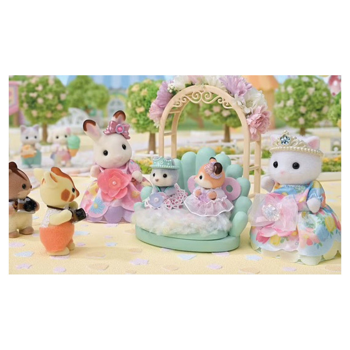 5809 - Les princesses en robes a fleurs, SYLVANIAN FAMILIES