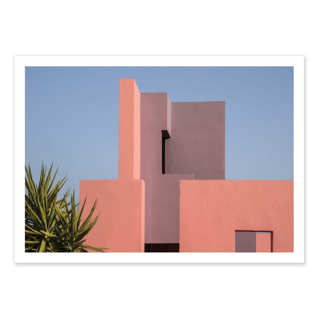 Affiche d'art - Muralla Roja - Linda Wride, WALL EDITIONS