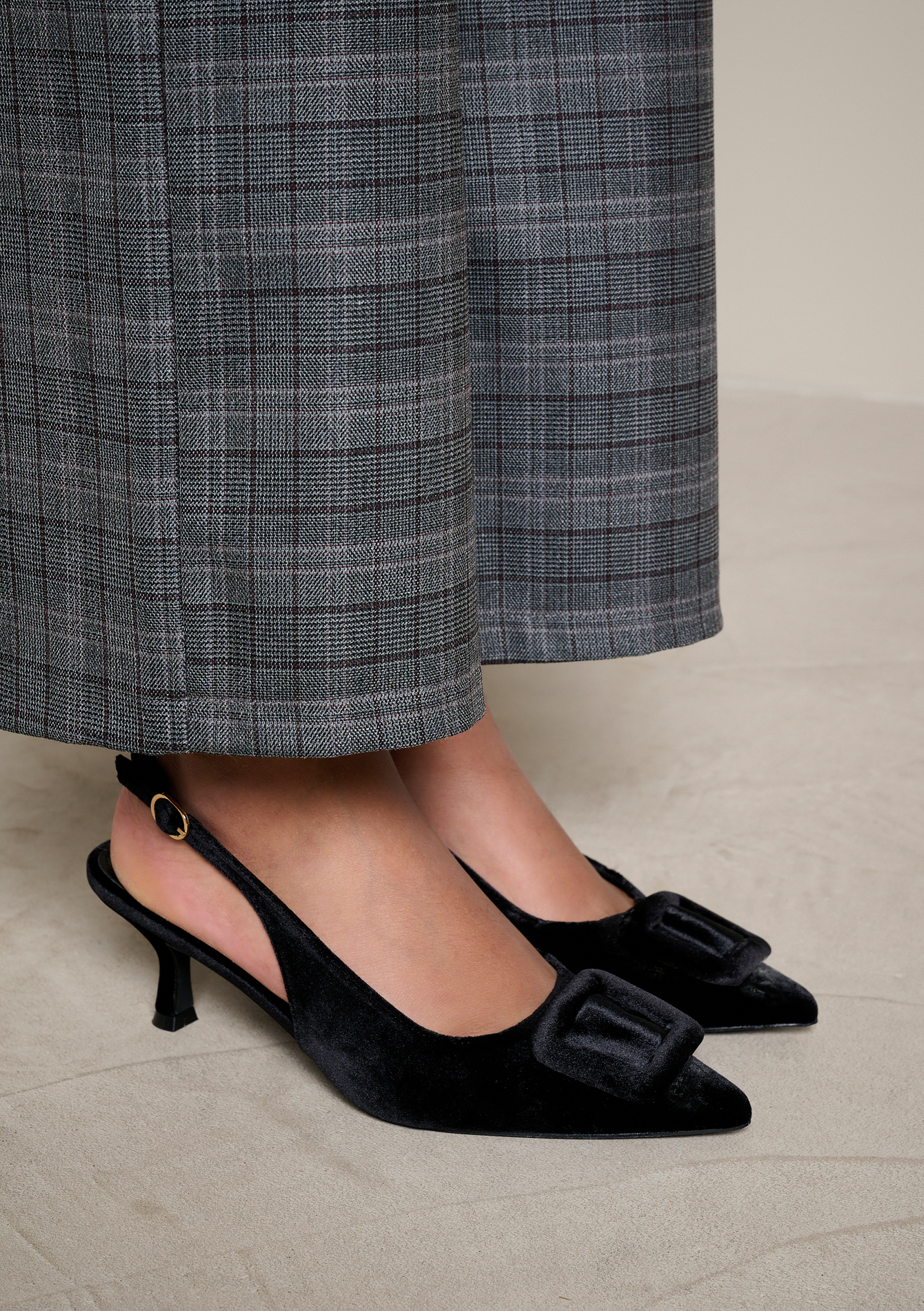 Escarpins slingback en velours, LOLALIZA