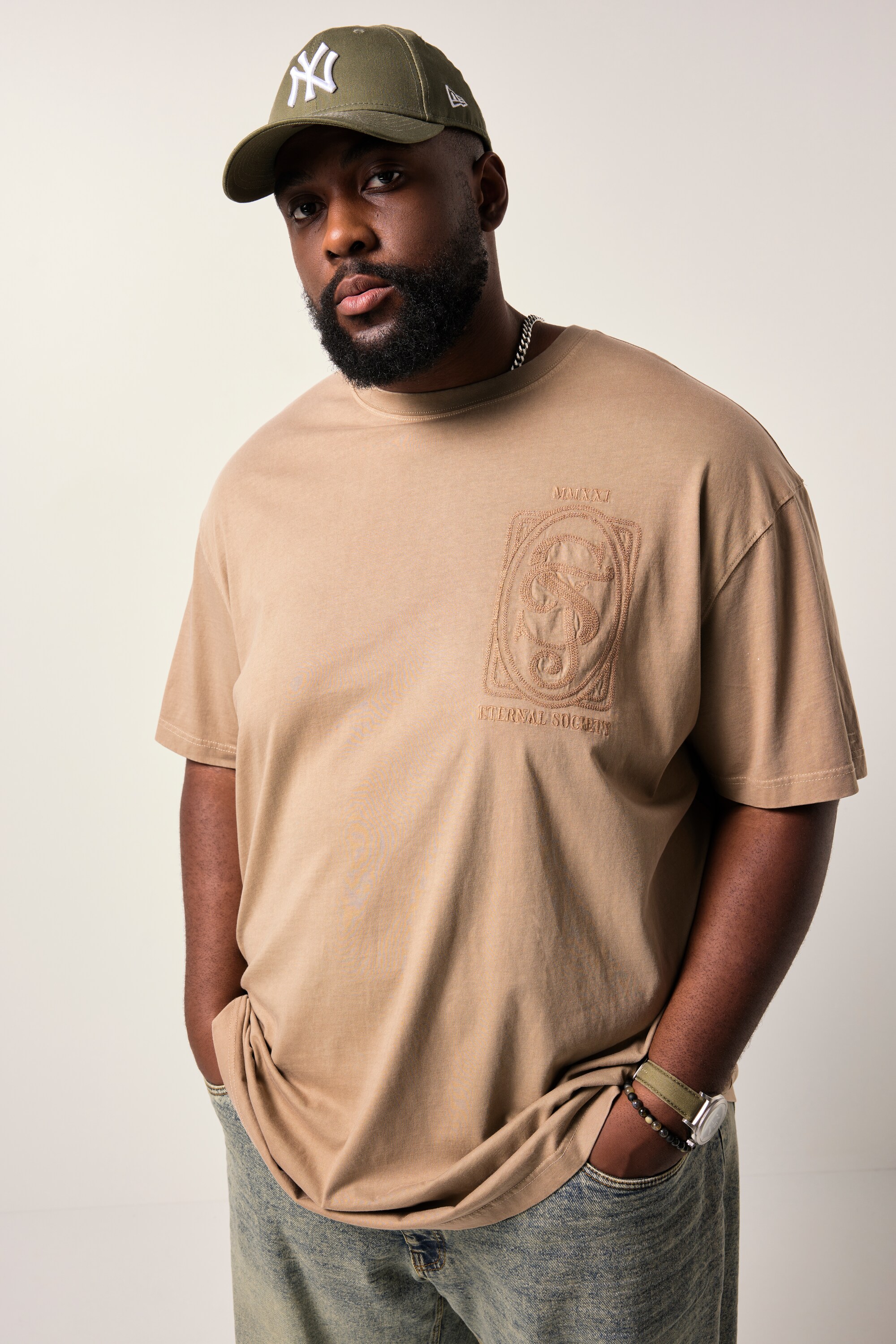 T-shirt oversize, STHUGE