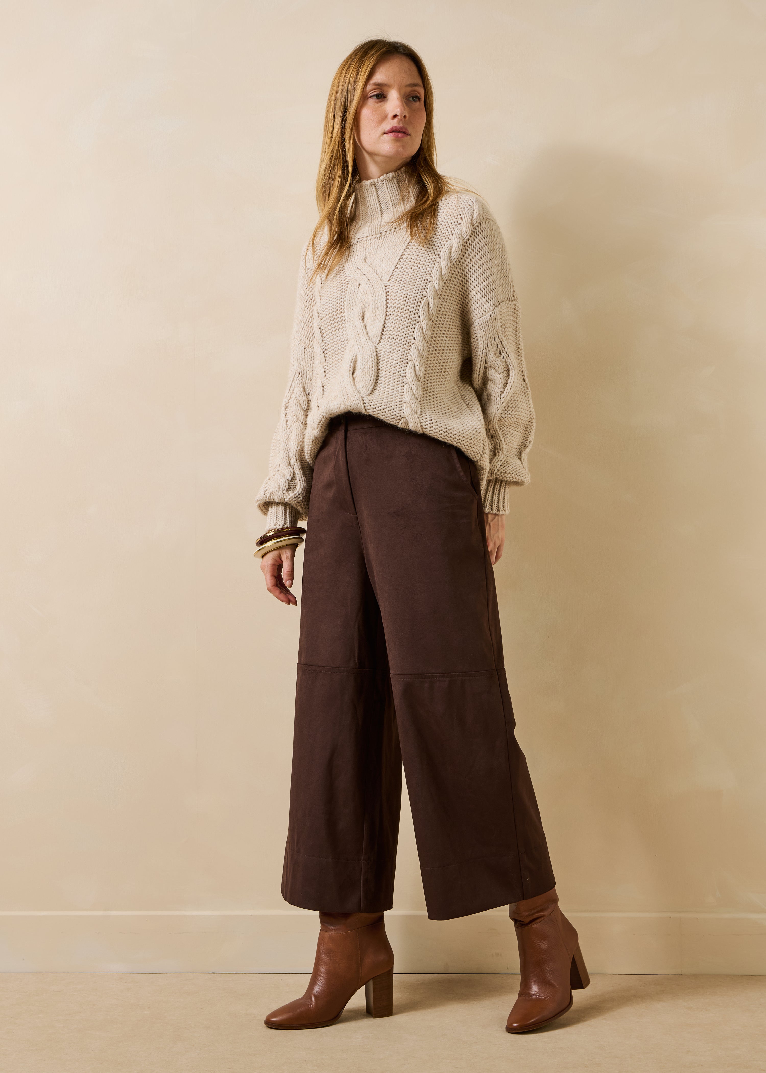 Pantalon cropped et large en suédine, LA FEE MARABOUTEE