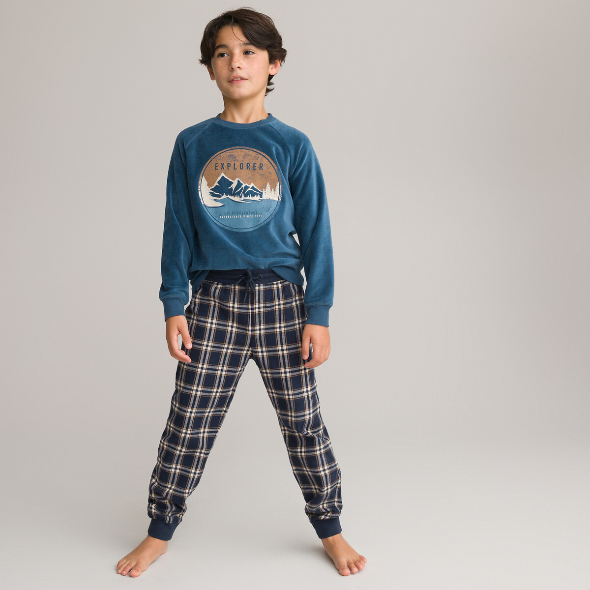 Pijama con camiseta de terciopelo y pantalón de La Redoute Collections | La Redoute