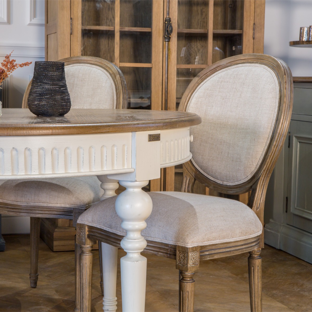 Lot de 2 chaises en hévéa et lin premium, style classique MEDAILLON, ROBIN DES BOIS