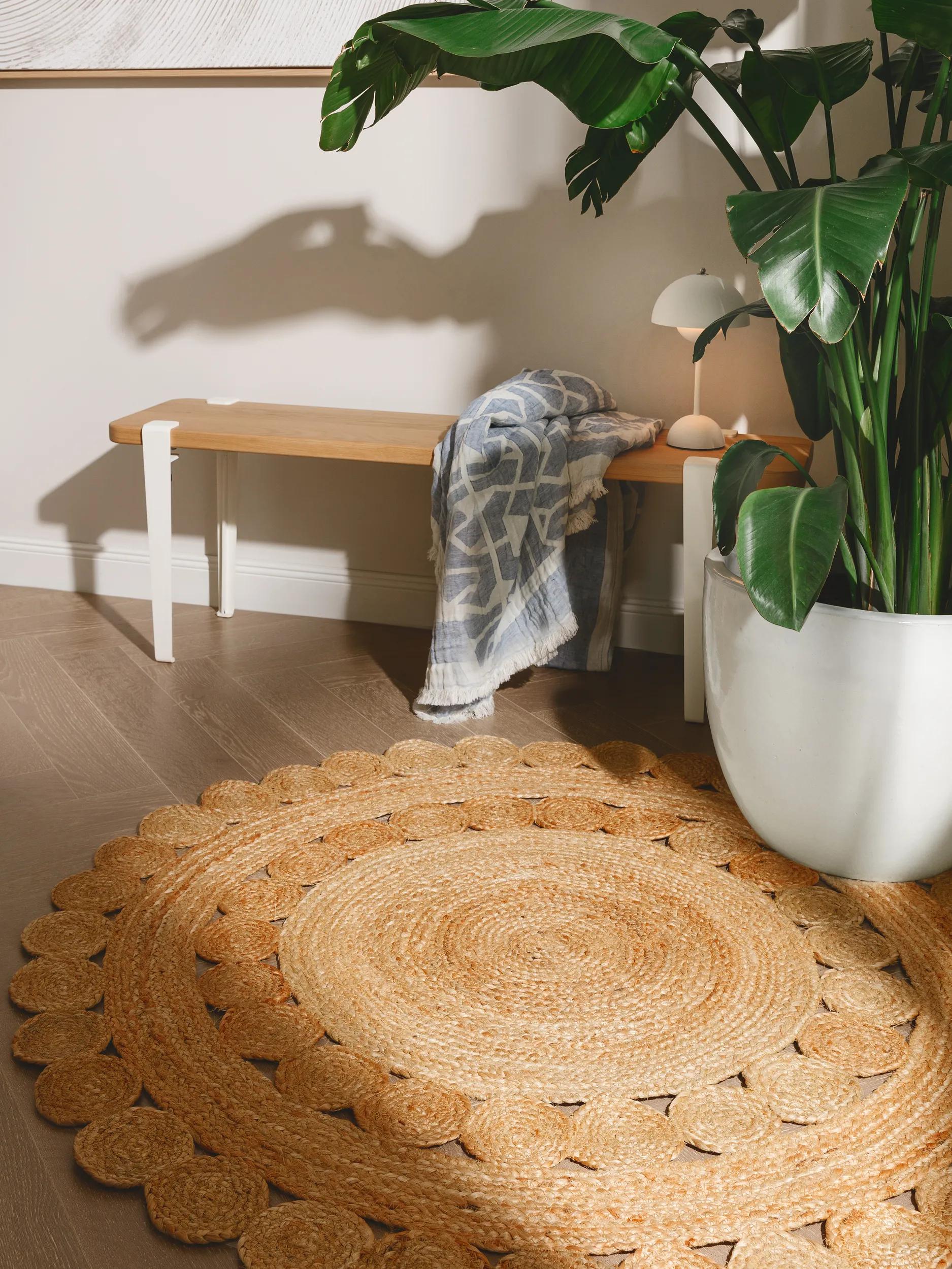 Tapis rond de jute tissé main JUTTA, BENUTA