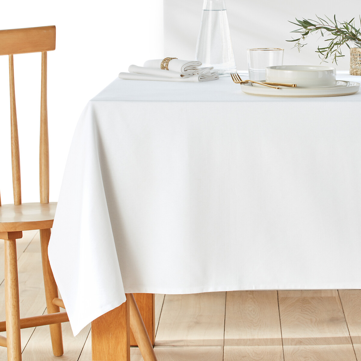 Scenario Plain Polyester Tablecloth