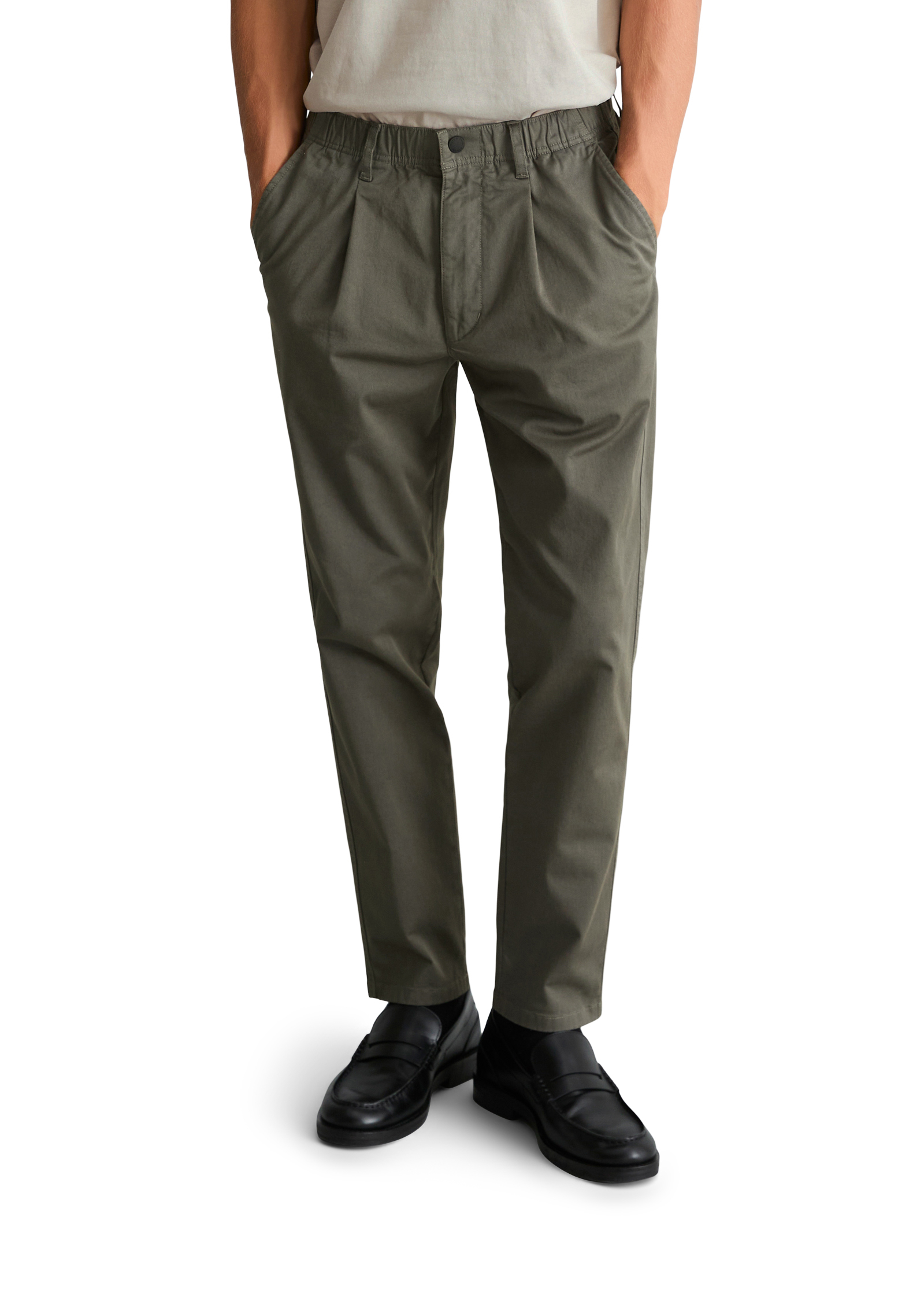 Pantalon modèle Anders à plis, coupe courte en sergé de coton bio, MARC O’POLO DENIM