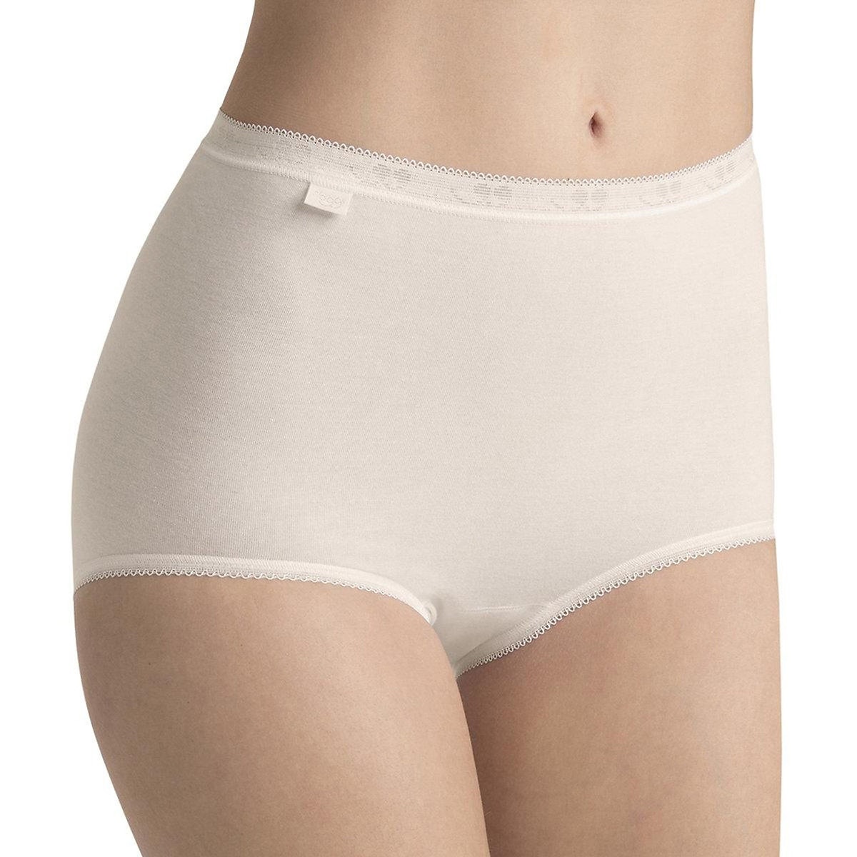 Culotte couleur peau 2025